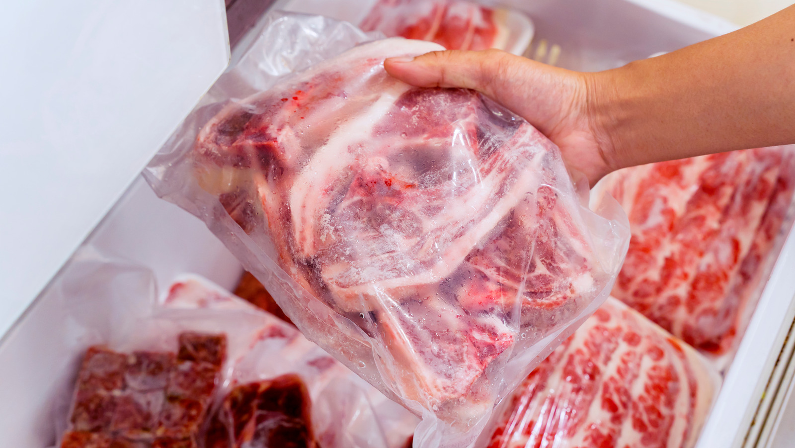 storing-meat-safely-it-is-important-to-store-and-prepare-meat-safely-to