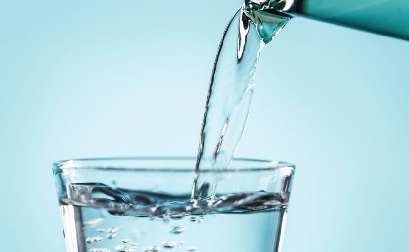 It helps create saliva Water is a main component of saliva. Saliva also