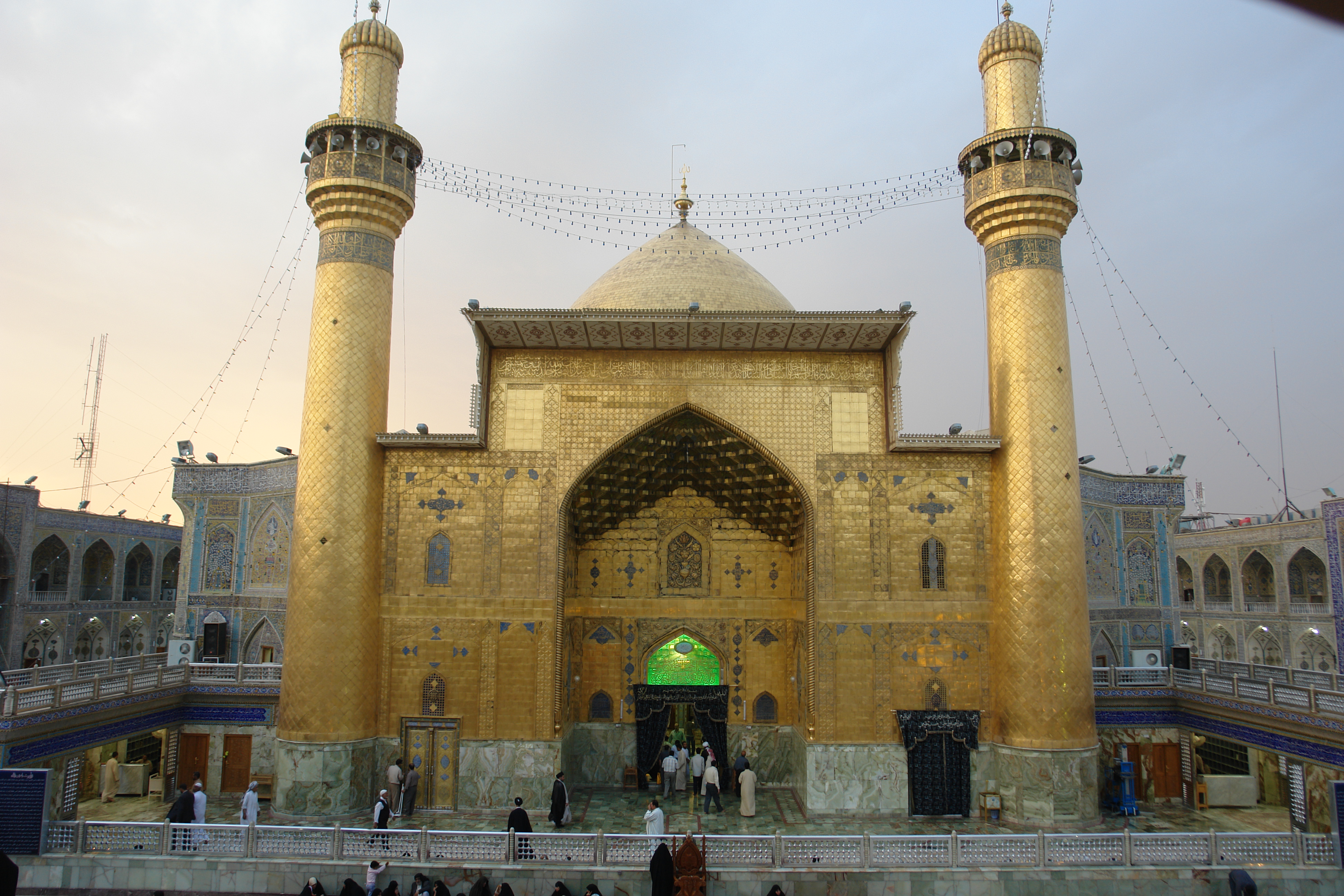 حرم الإمام علي (عليه السلام)