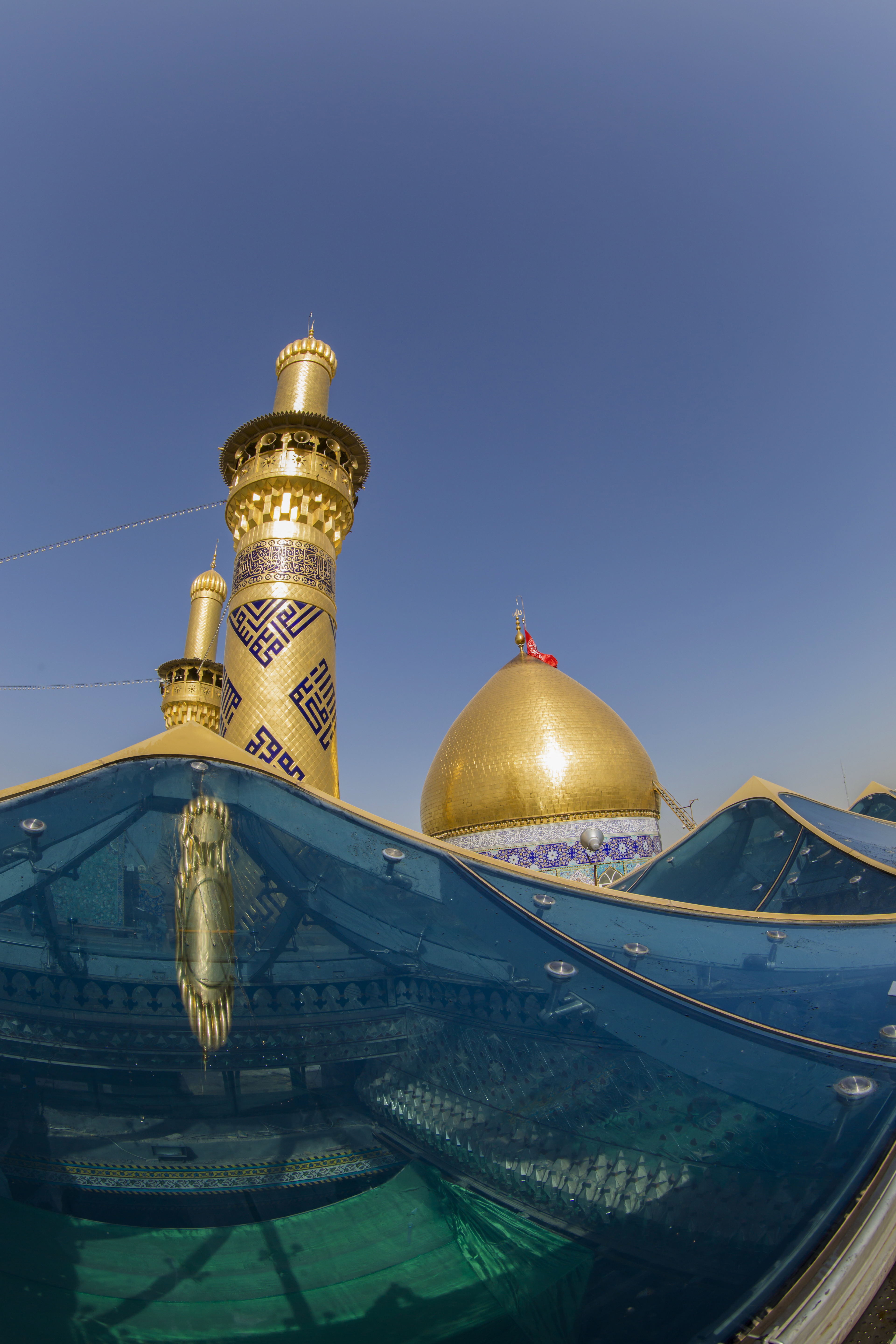 منائر وقبة الامام العباس (عليه السلام)