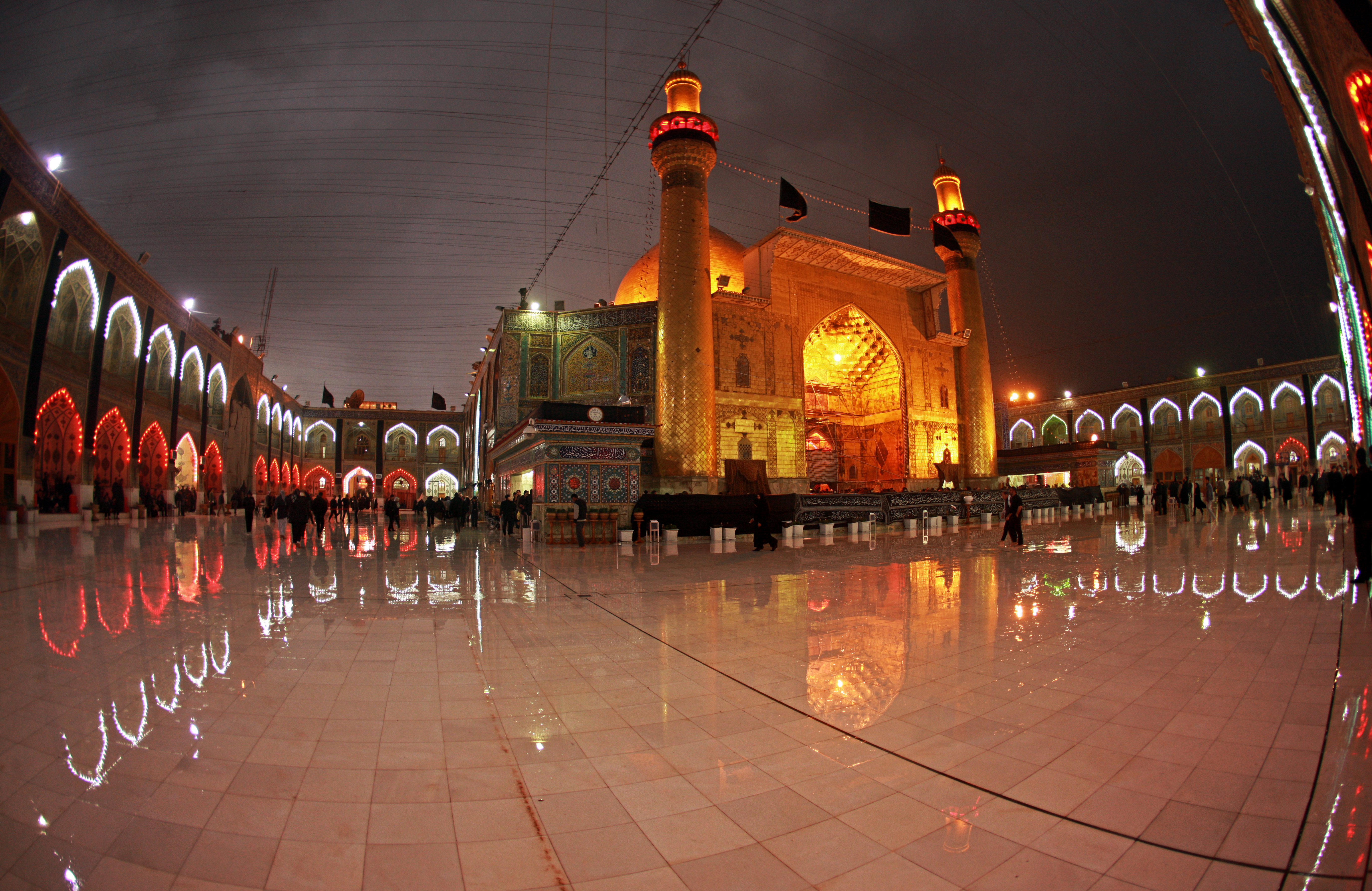 مرقد الامام علي (عليه السلام))