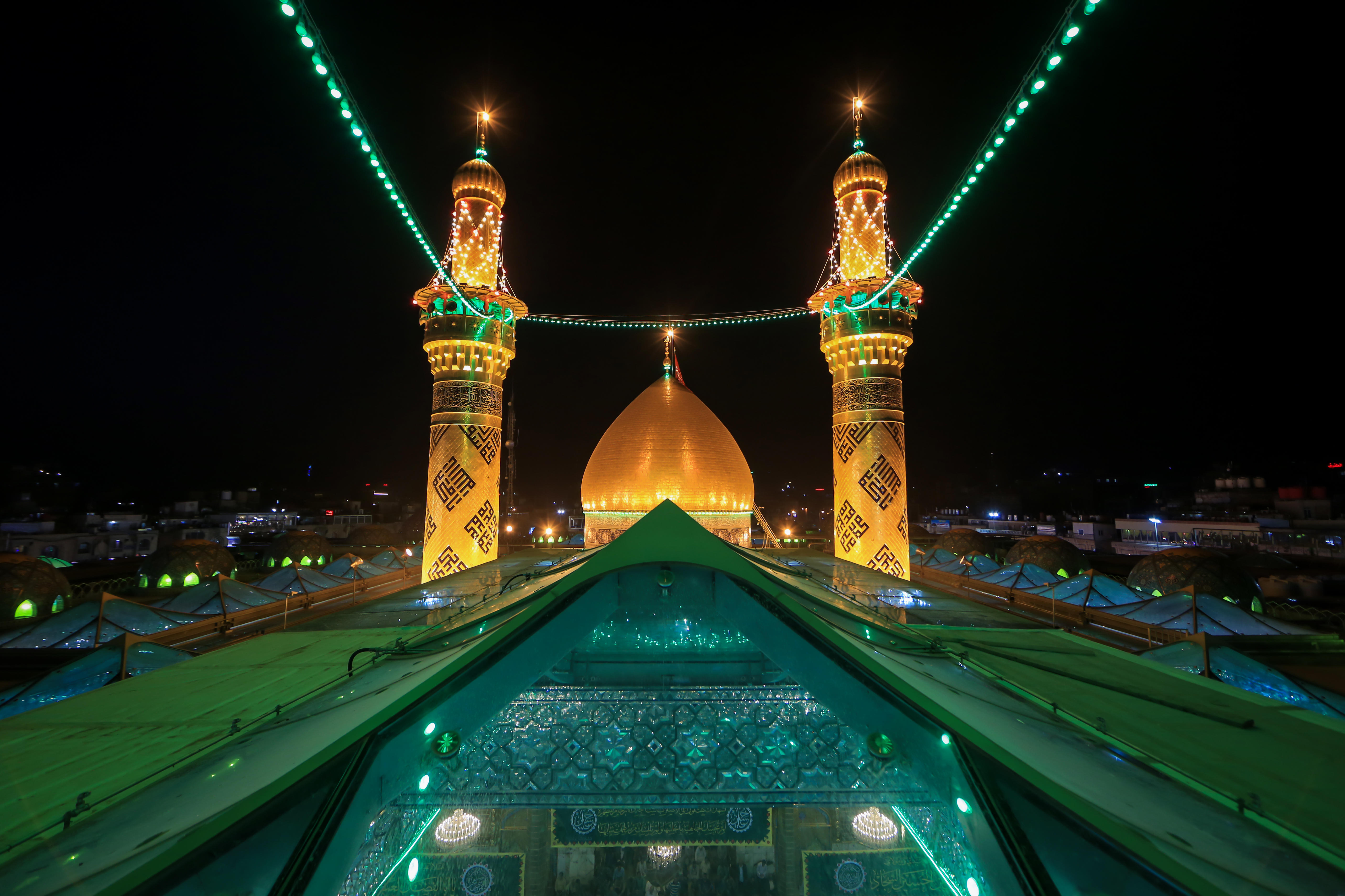 منائر وقبة ابي الفضل العباس (عليه السلام)