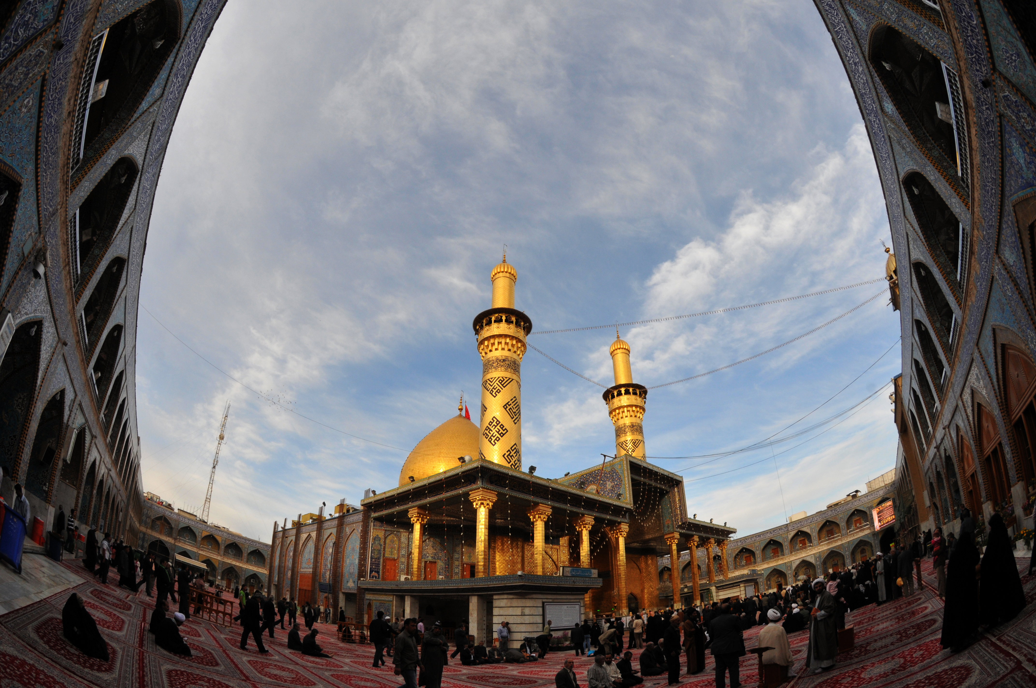 مرقد الامام العباس (عليه السلام))