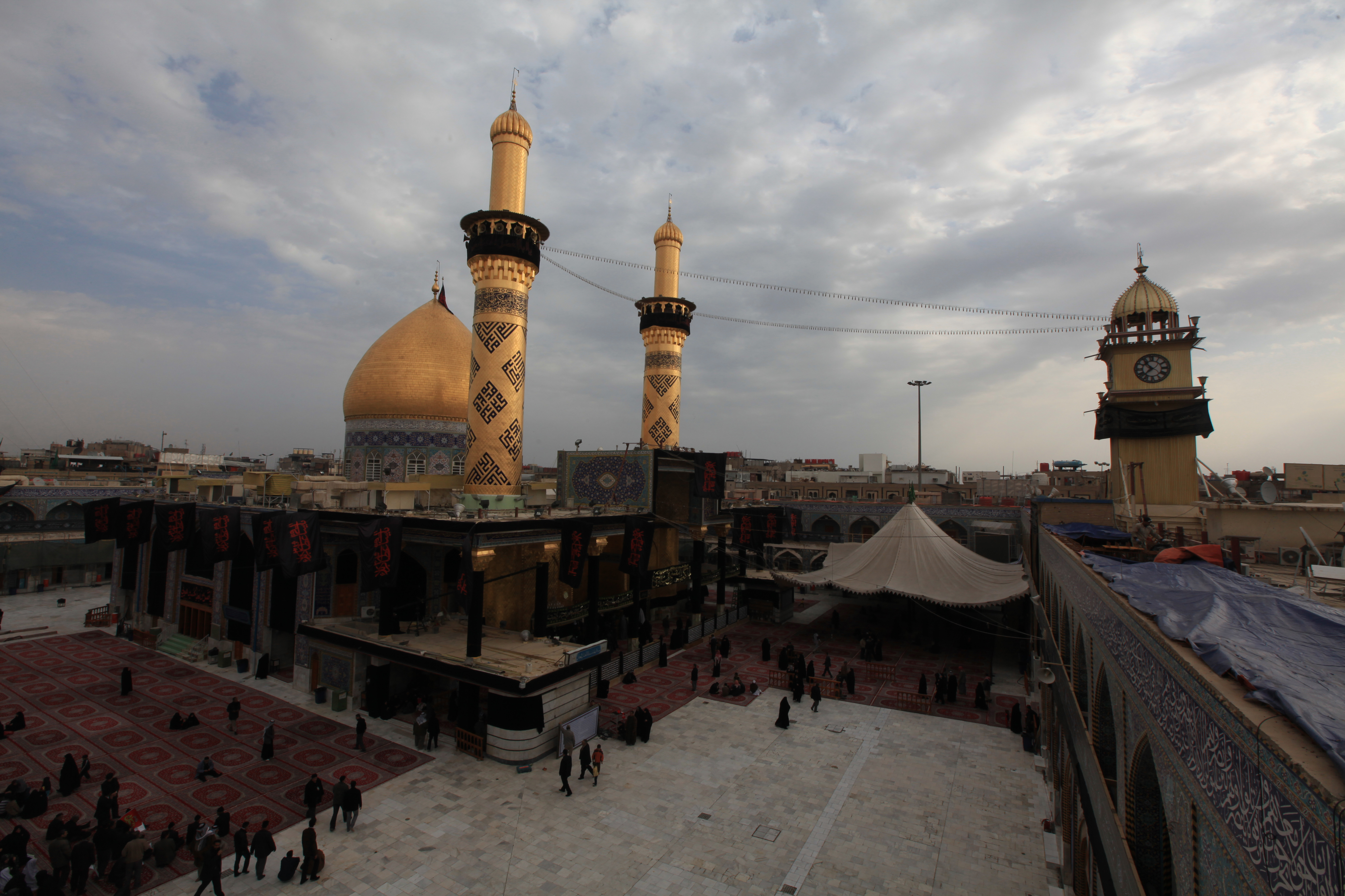 مرقد الامام العباس (عليه السلام))
