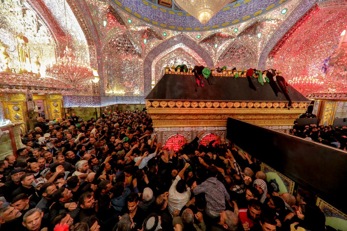ضريح الامام علي (عليه السلام)
