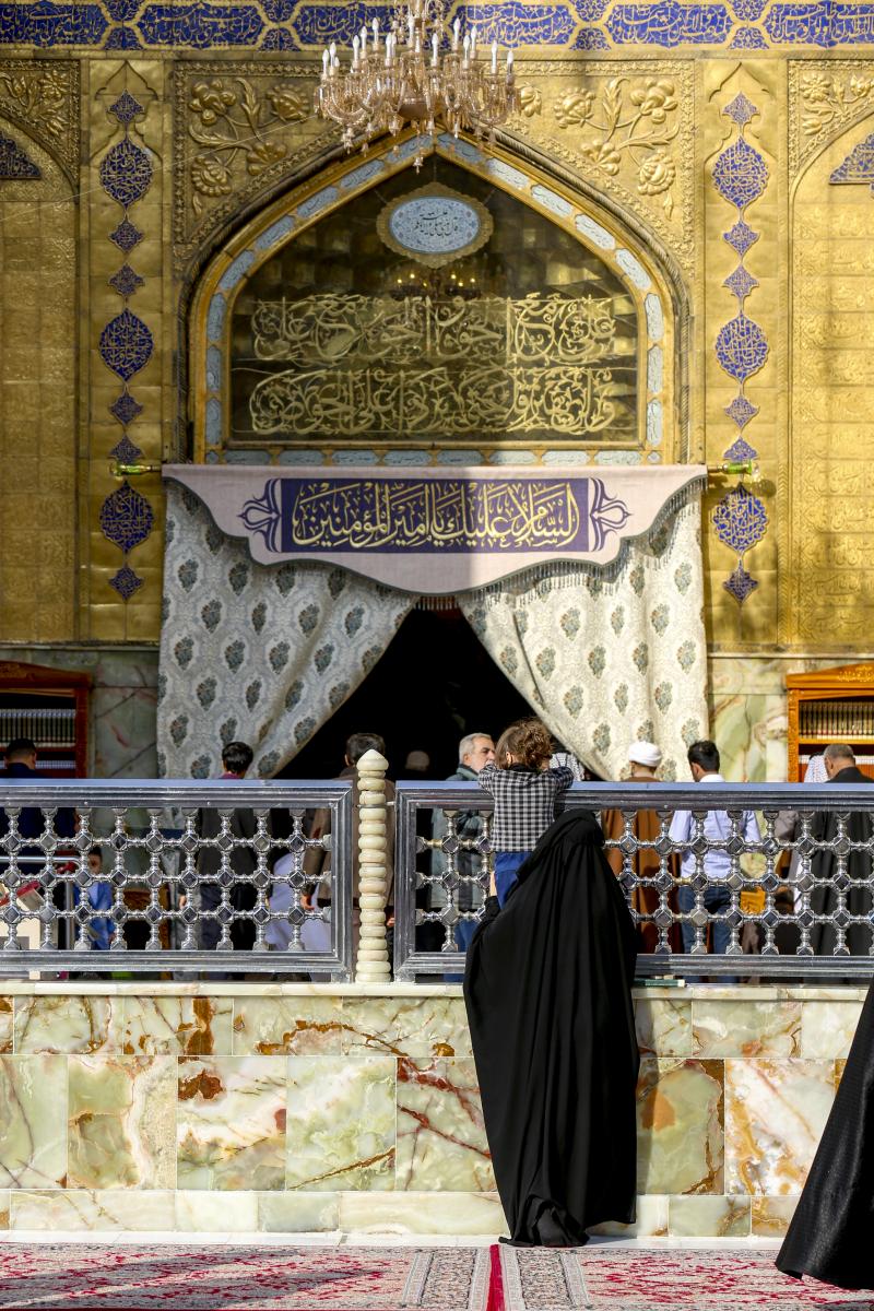 مرقد الامام علي (عليه السلام)