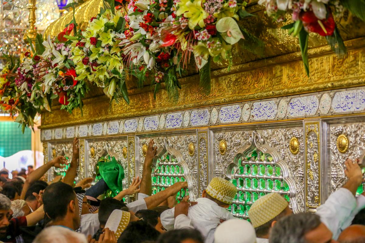 ضريح  الامام علي (عليه السلام))