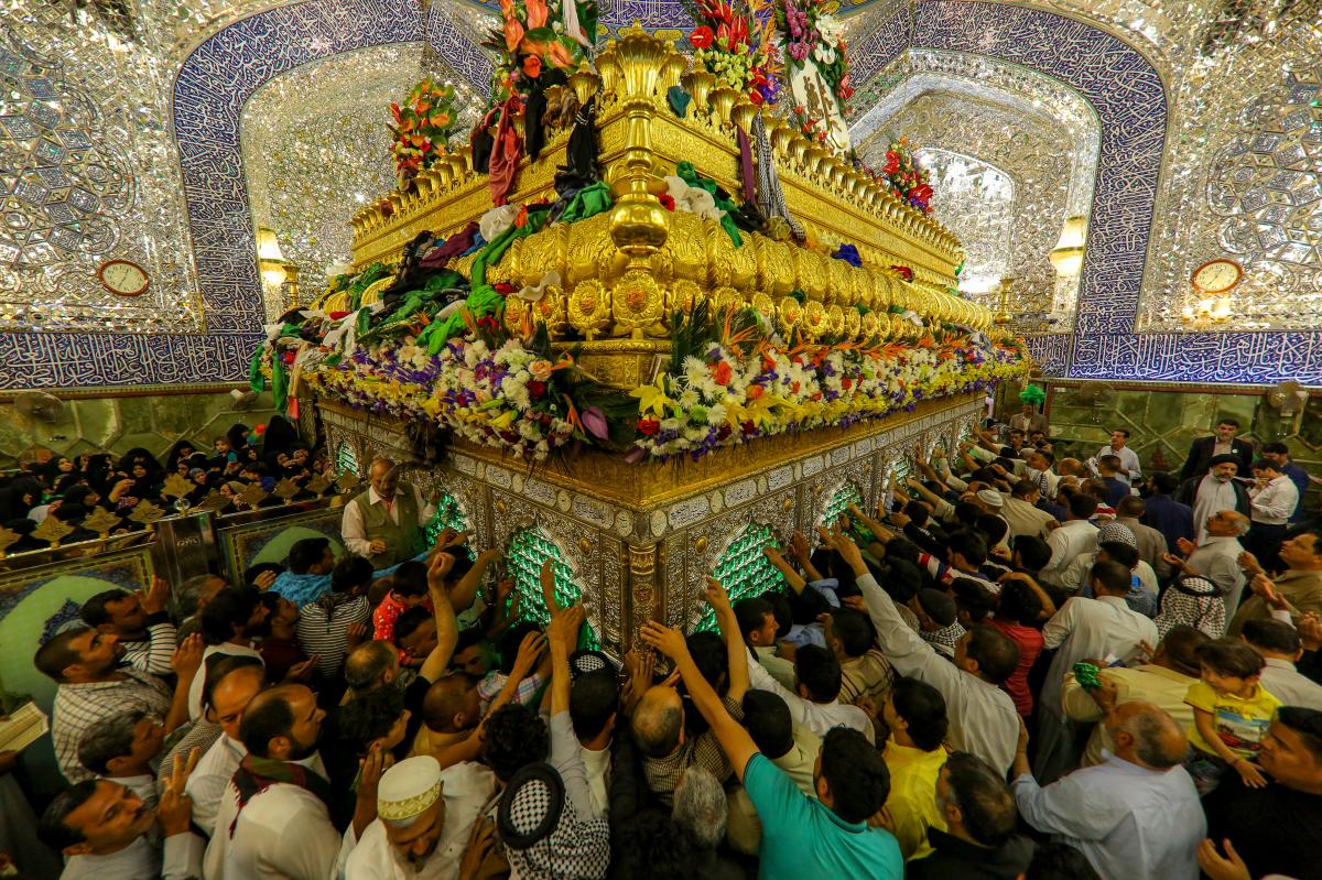 ضريح  الامام علي (عليه السلام))