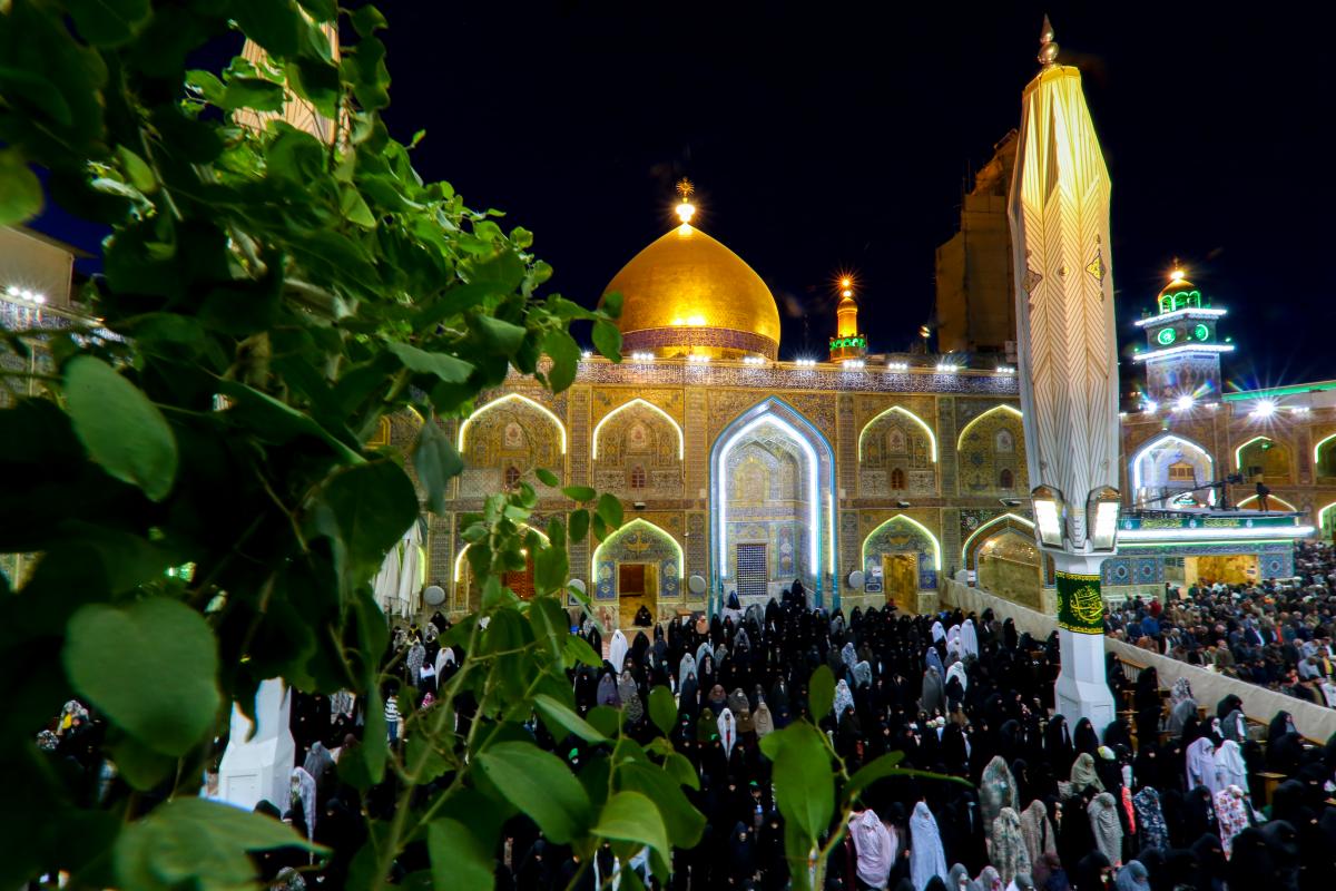 مرقد الامام علي (عليه السلام))