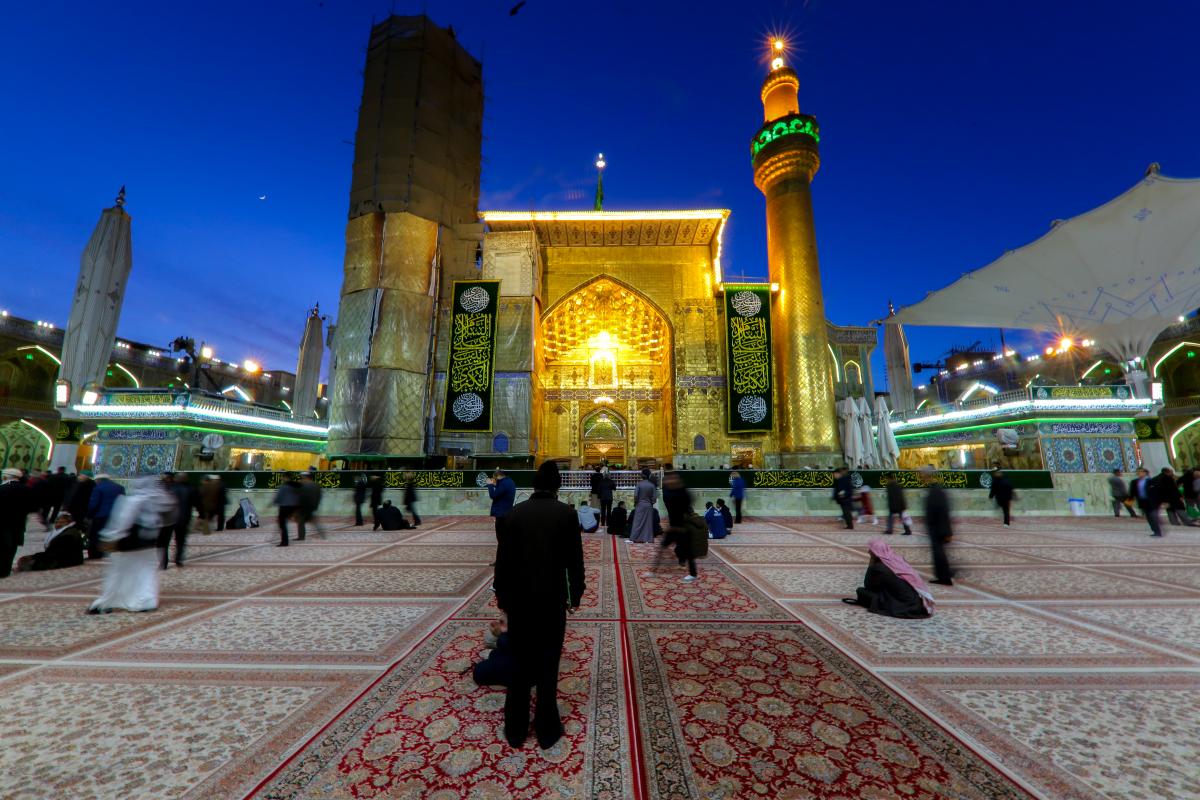 مرقد الامام علي (عليه السلام))