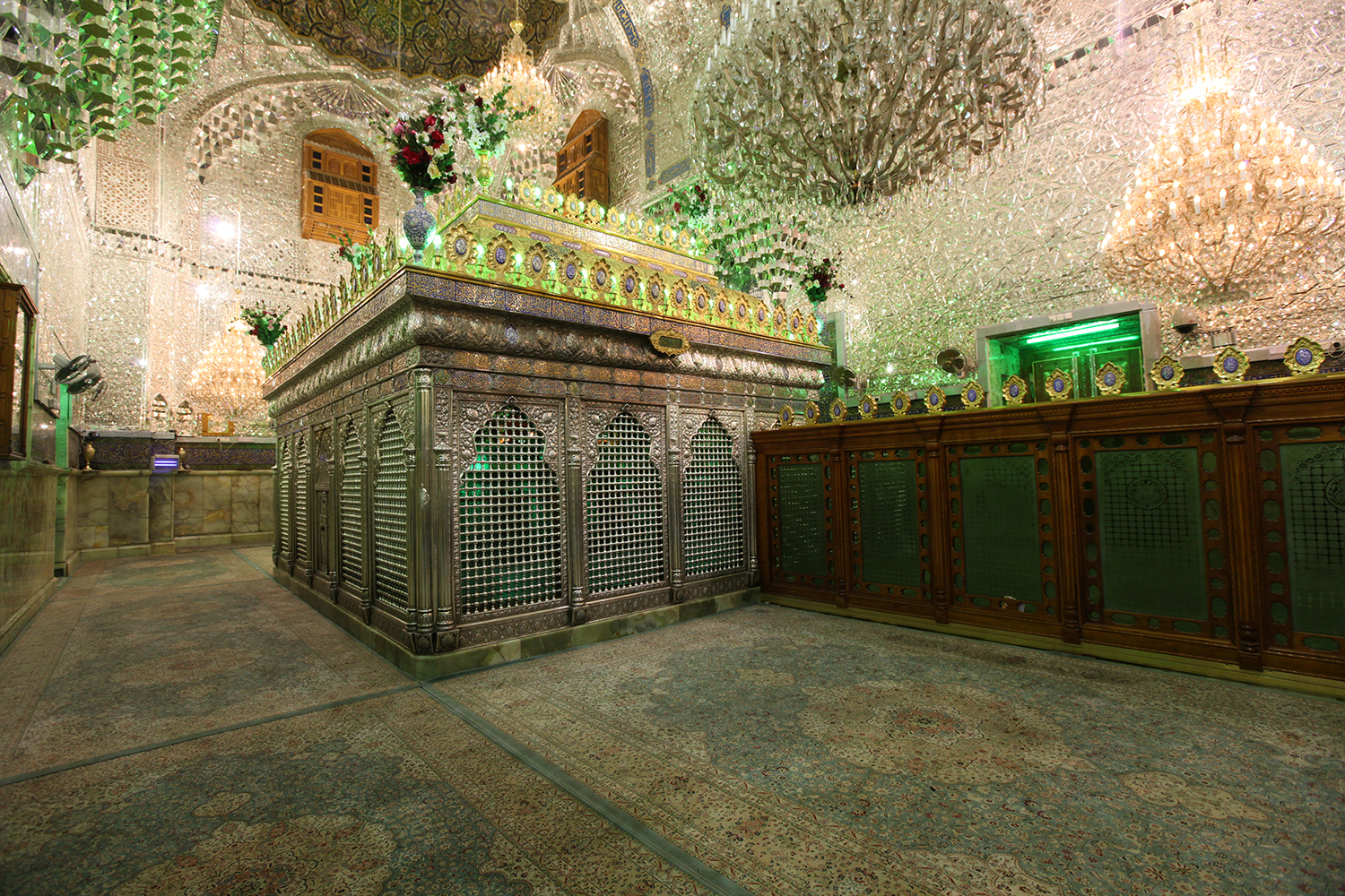 ضريح الامامين الكاظمين (عليهم السلام)