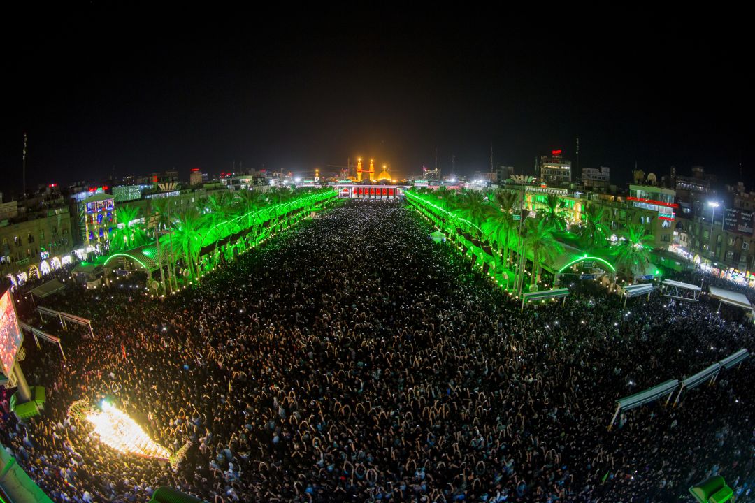 بين الحرميين الشريفين