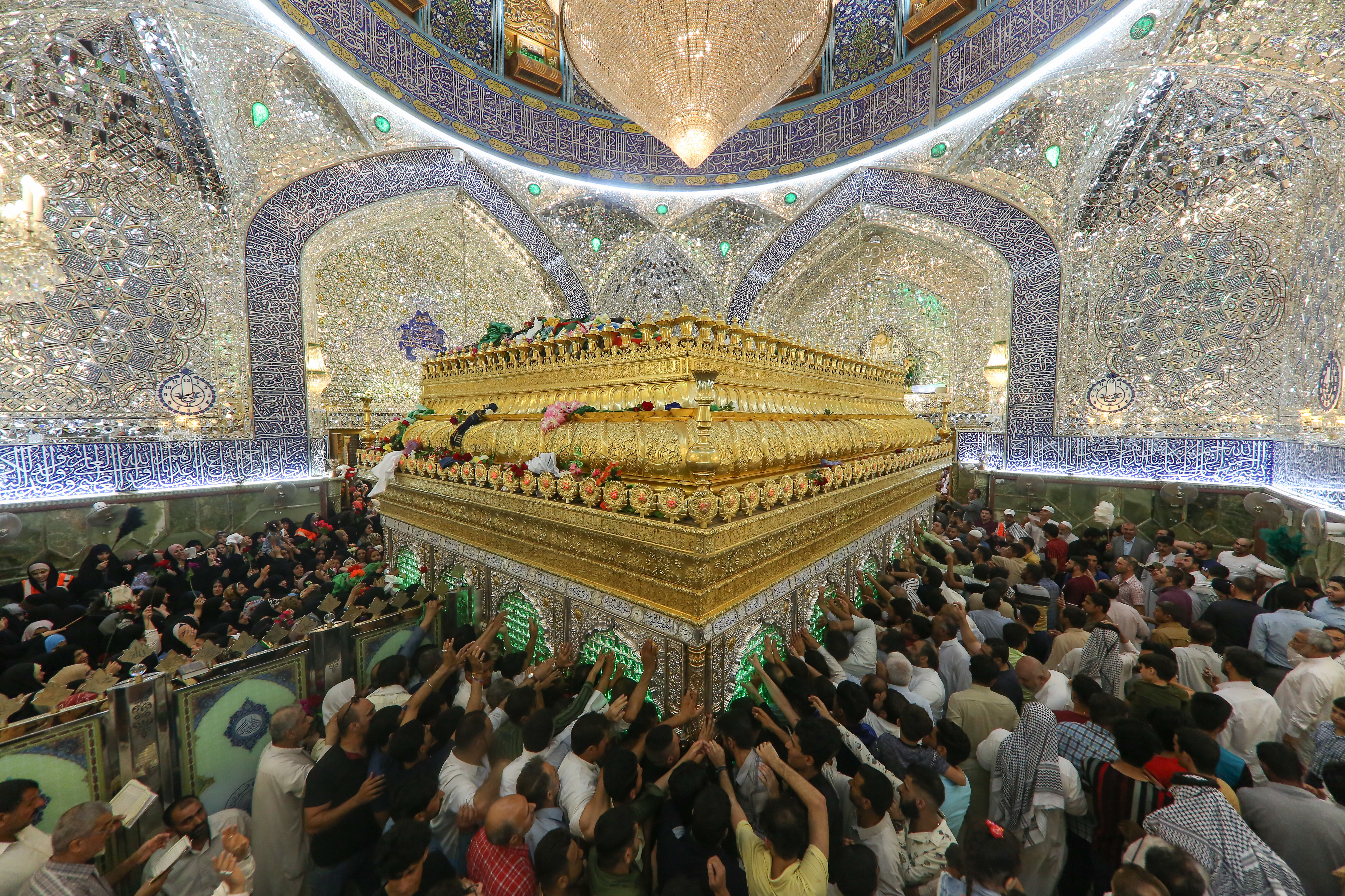 ضريح الامام علي (عليه السلام)