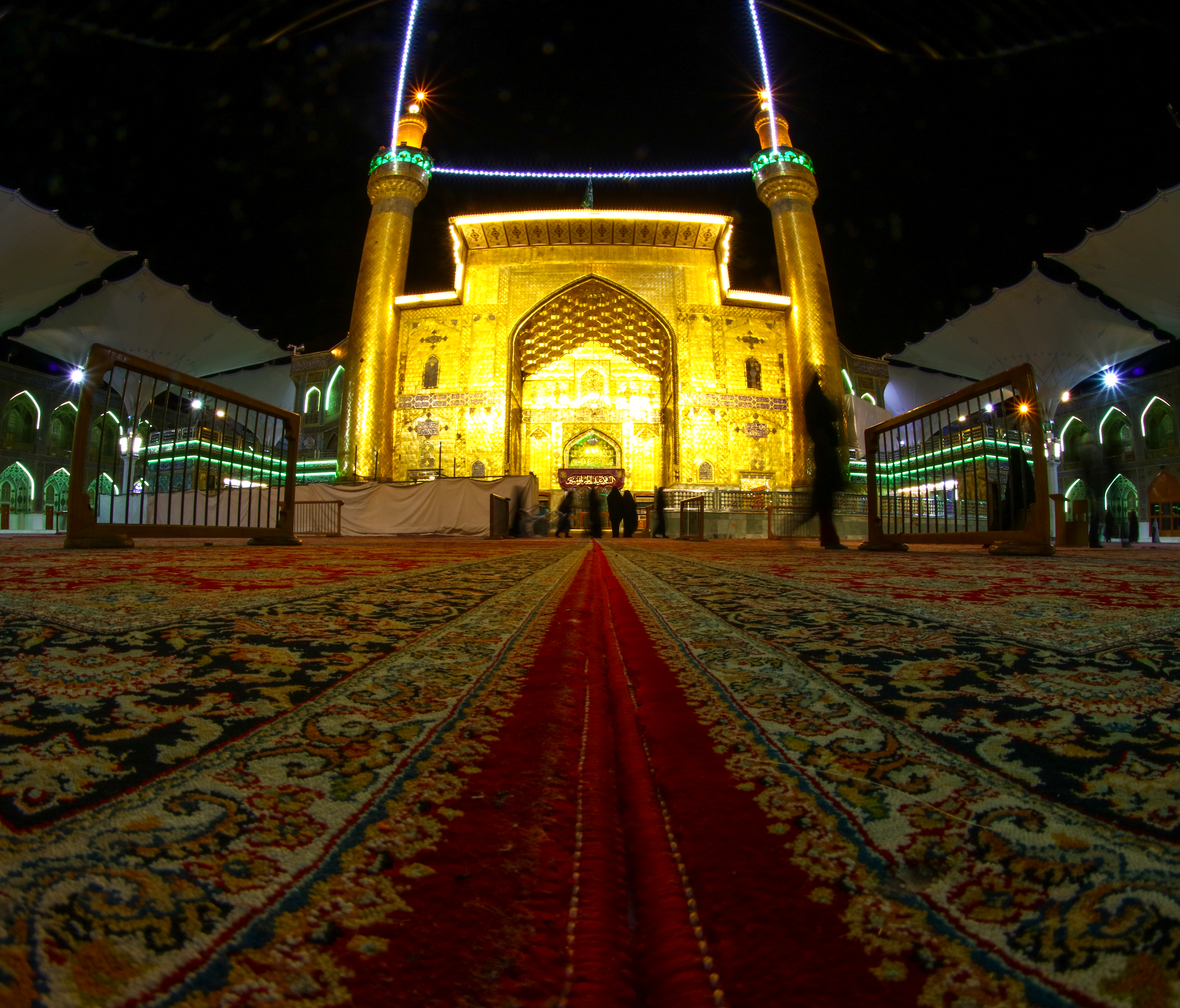 حرم  الإمام علي (عليه السلام)