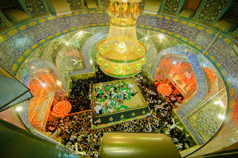 ضريح  الإمام علي (عليه السلام)
