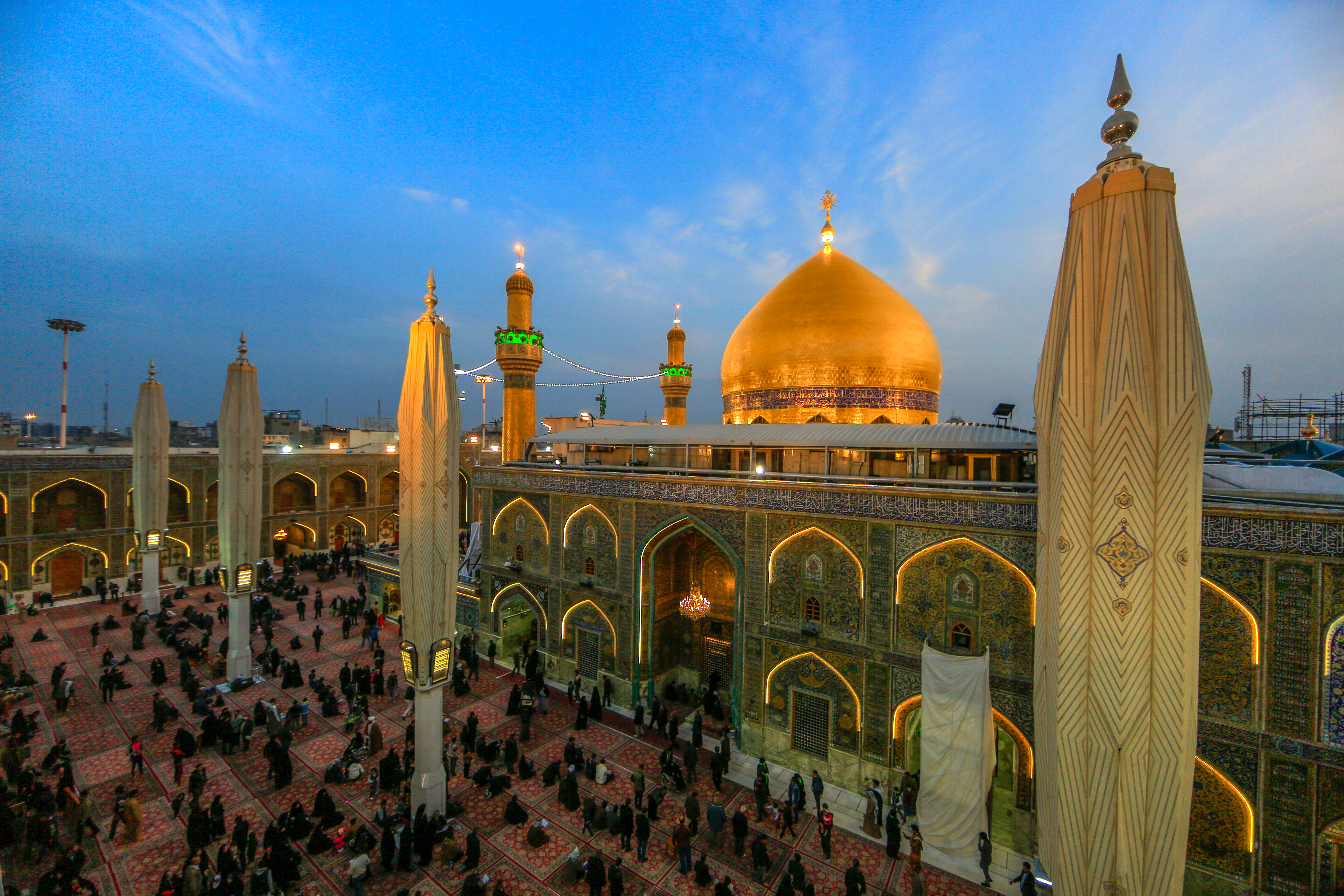 حرم  الإمام علي (عليه السلام)