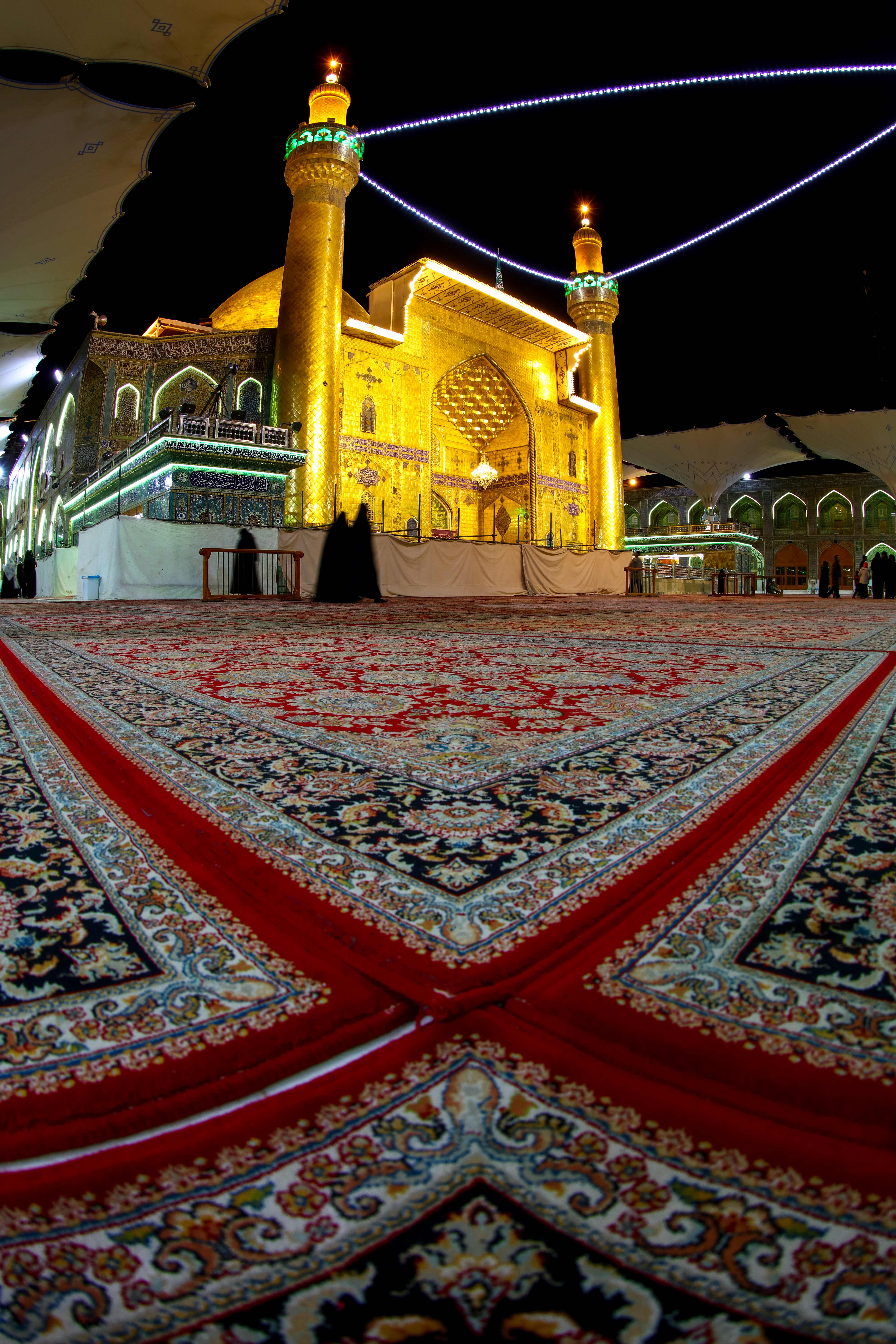 حرم  الإمام علي (عليه السلام)