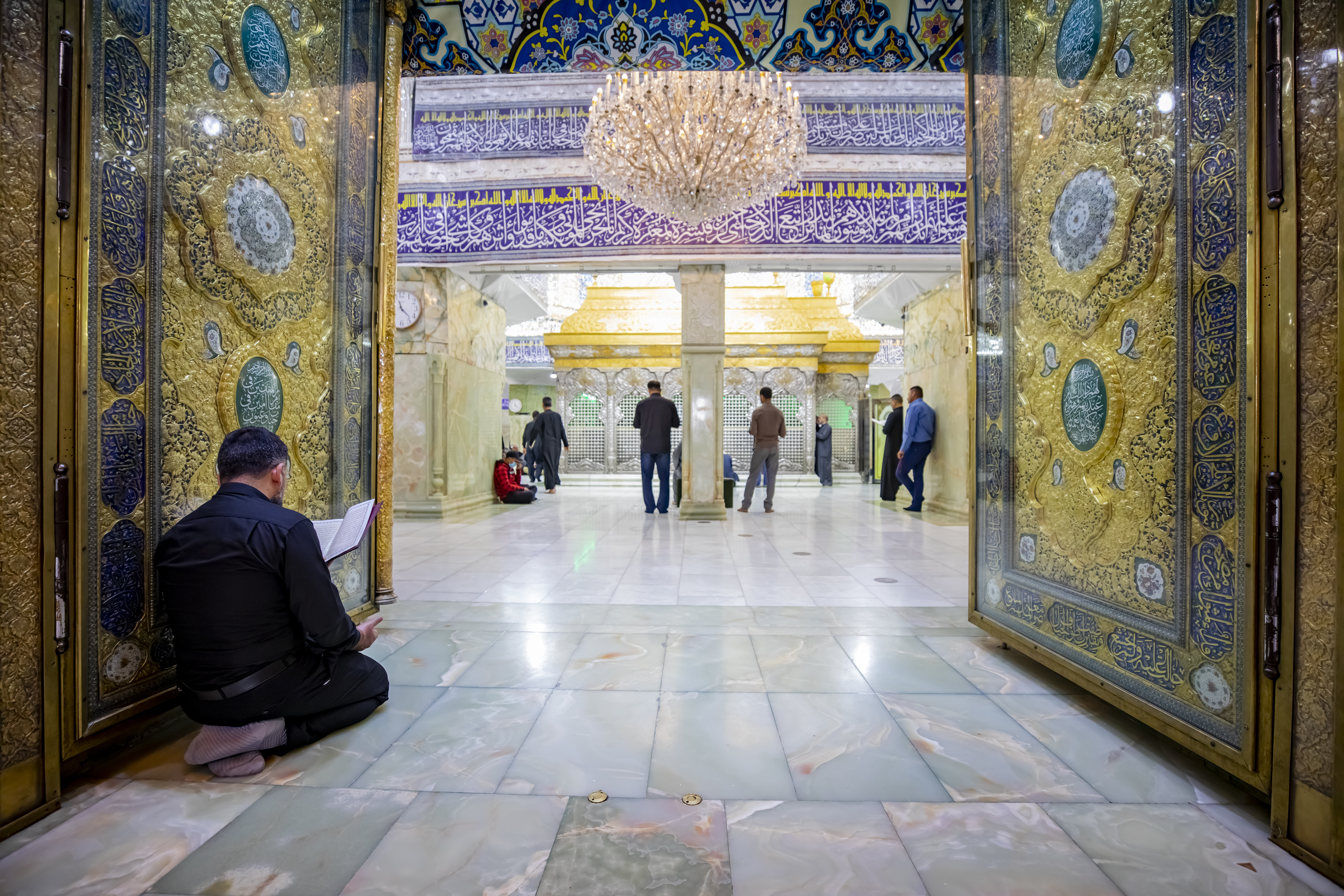 ضريح الإمام الحسين (عليه السلام)