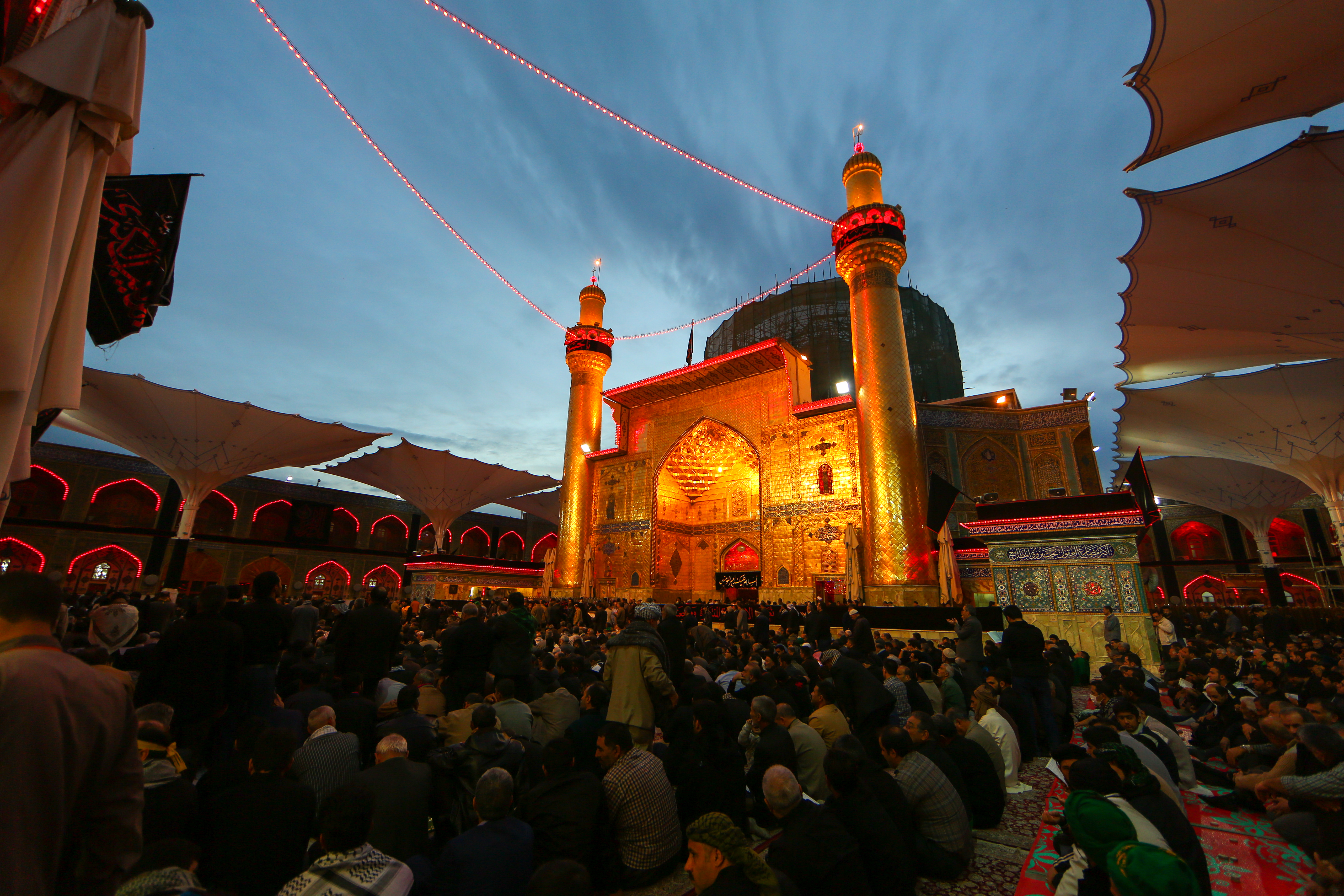 مرقد الامام علي (عليه السلام))