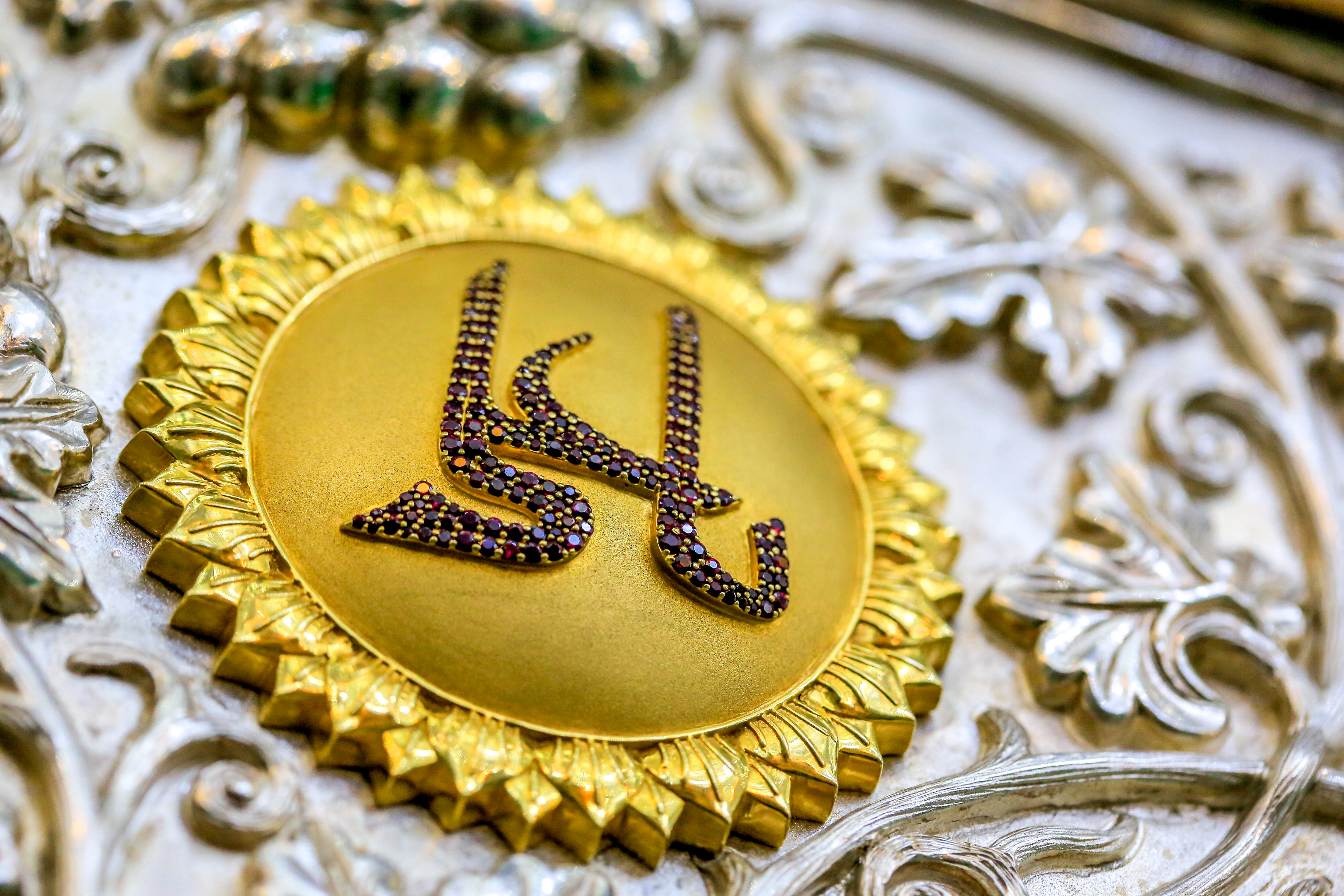 ضريح الامام علي (عليه السلام)
