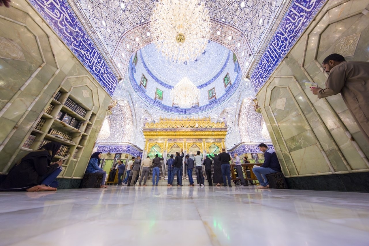 ضريح الامام العباس (عليه السلام)