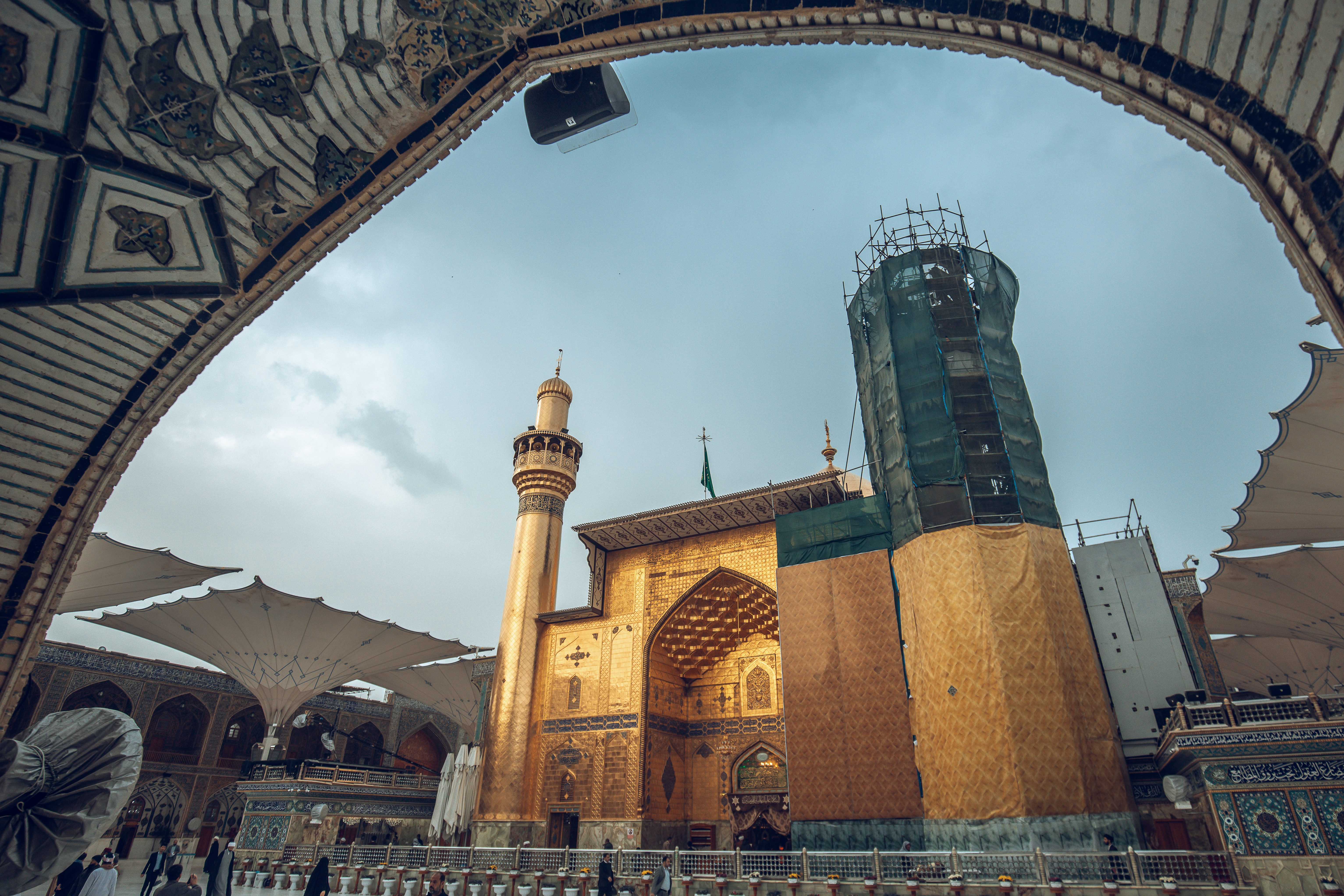 مرقد الامام علي (عليه السلام)