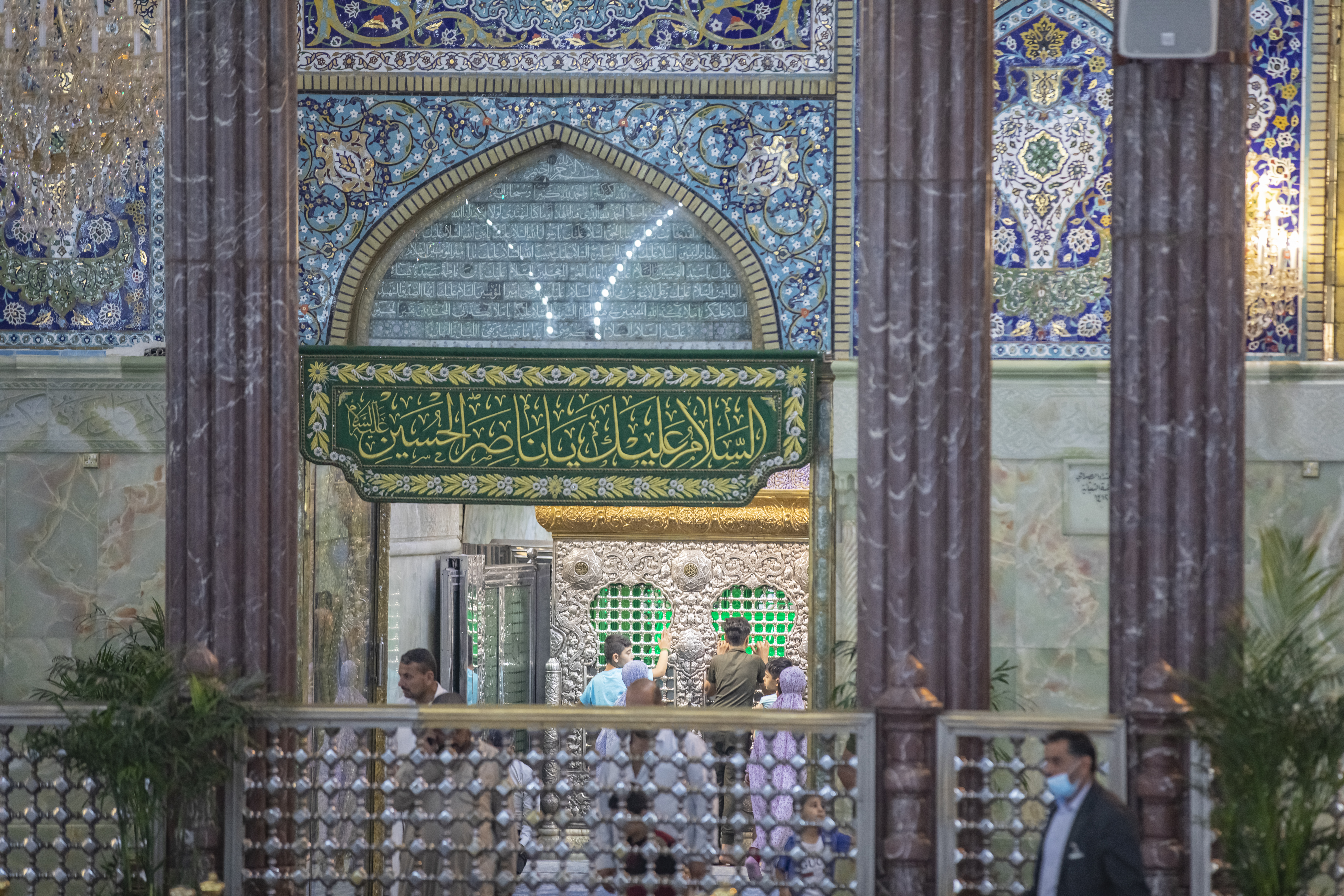 ضريح الامام الحسين (عليه السلام)