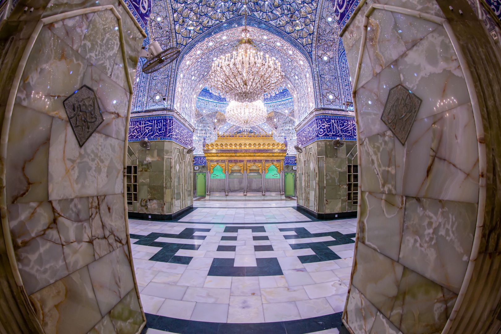 ضريح الامام العباس (عليه السلام)