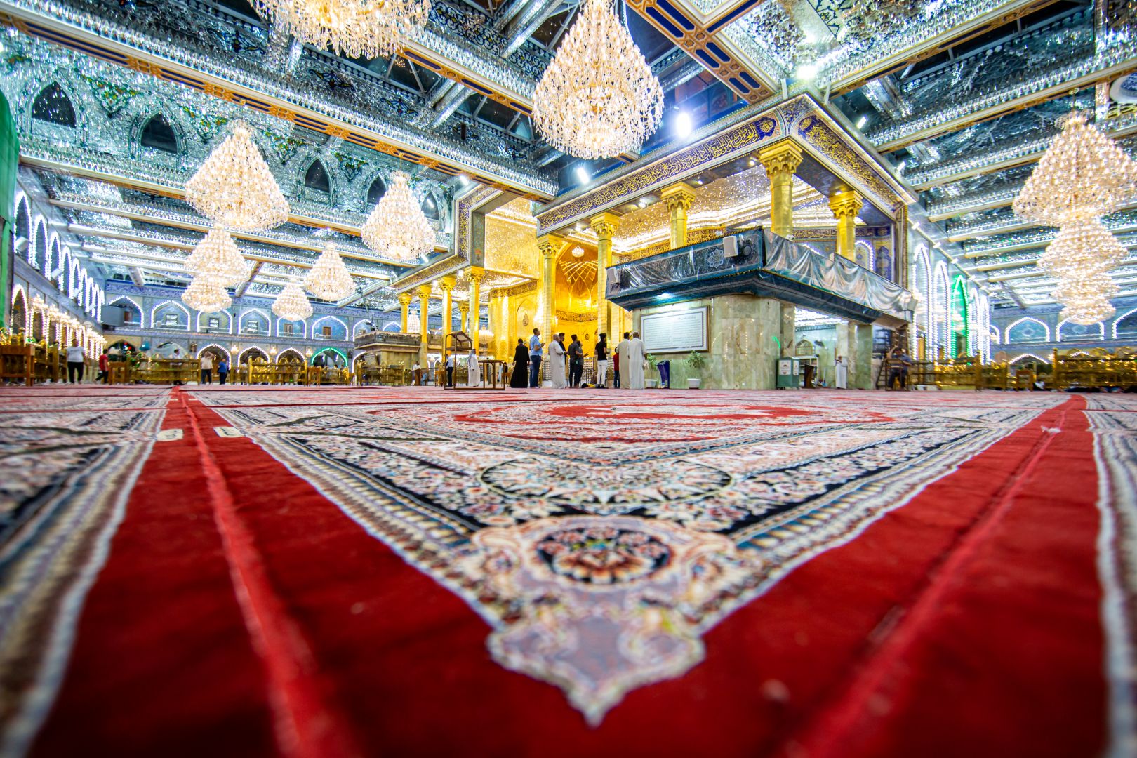 مرقد الامام العباس (عليه السلام))