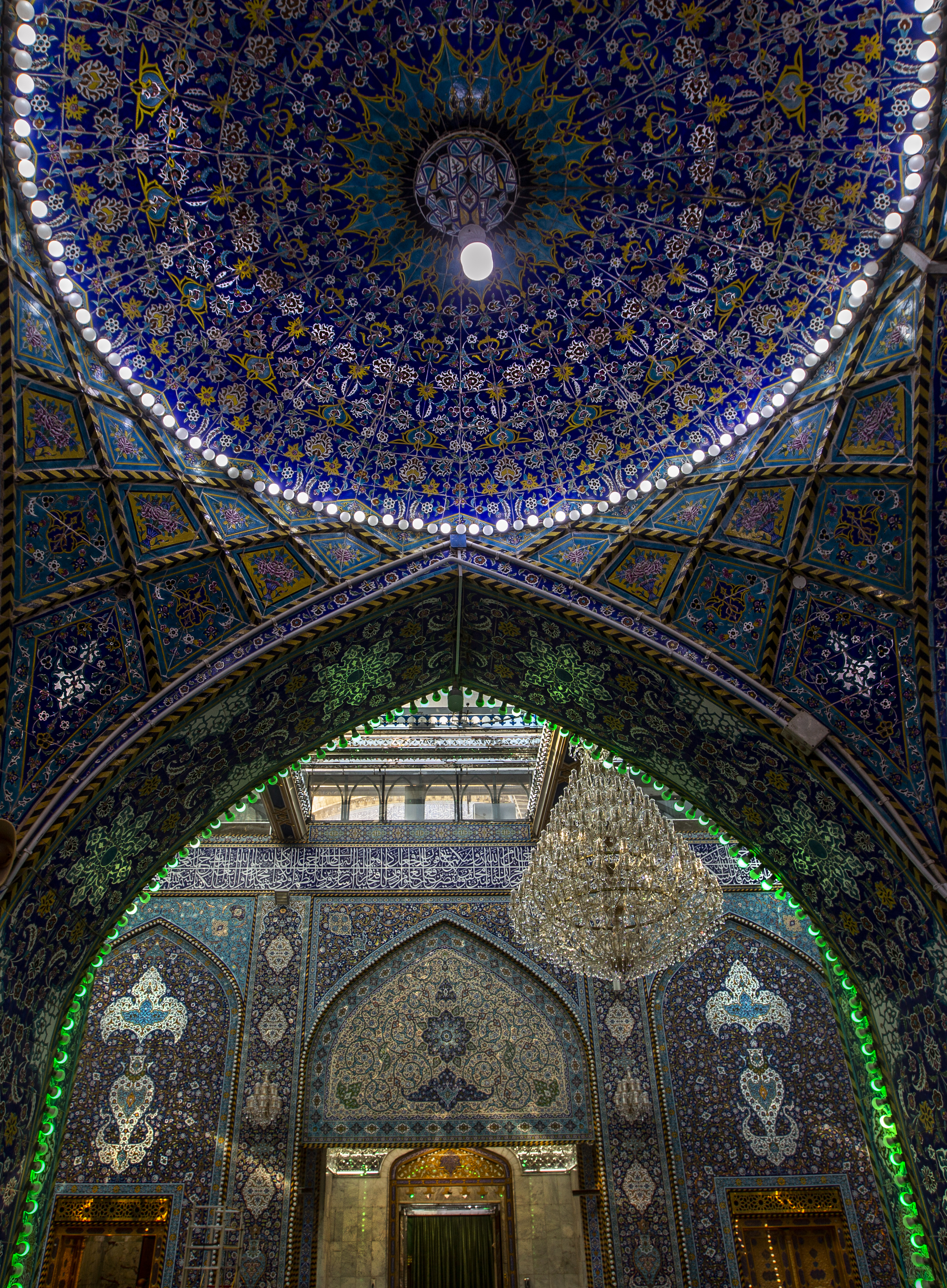 زخارف الحرم المطهر