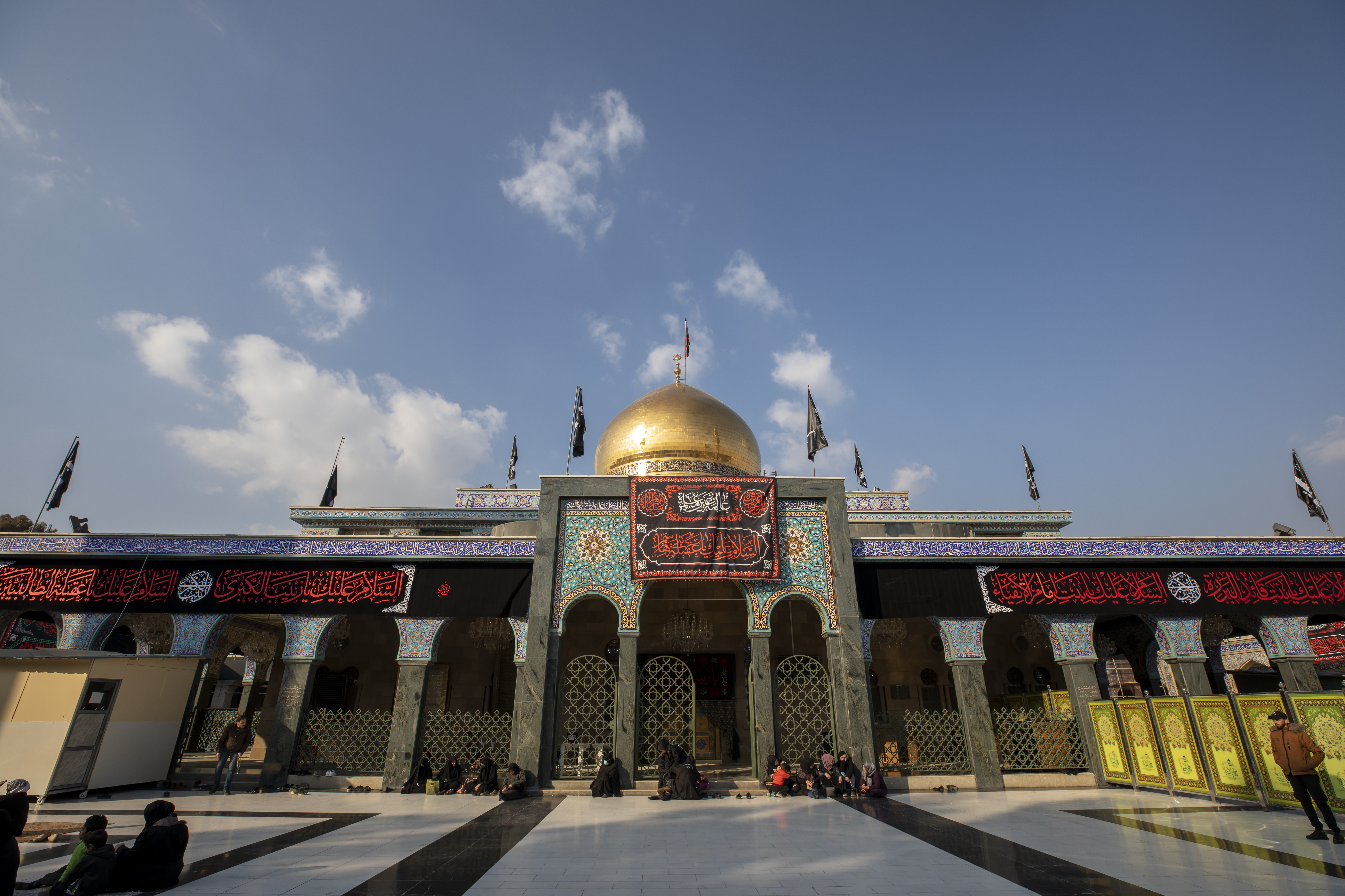 ذكرى وفاة السيدة زينب سلام الله عليها