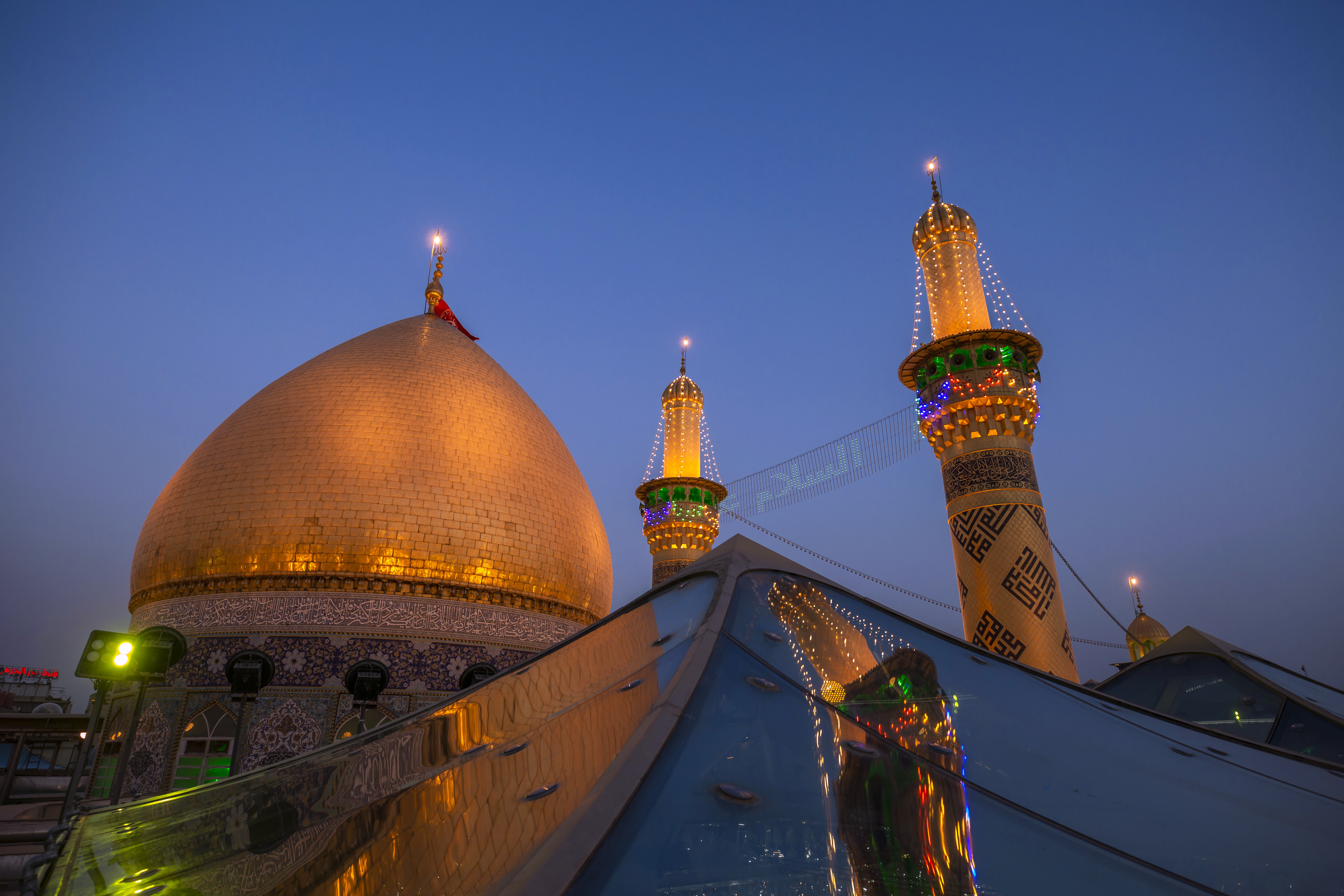 في ذكرى ولادة الأقمار