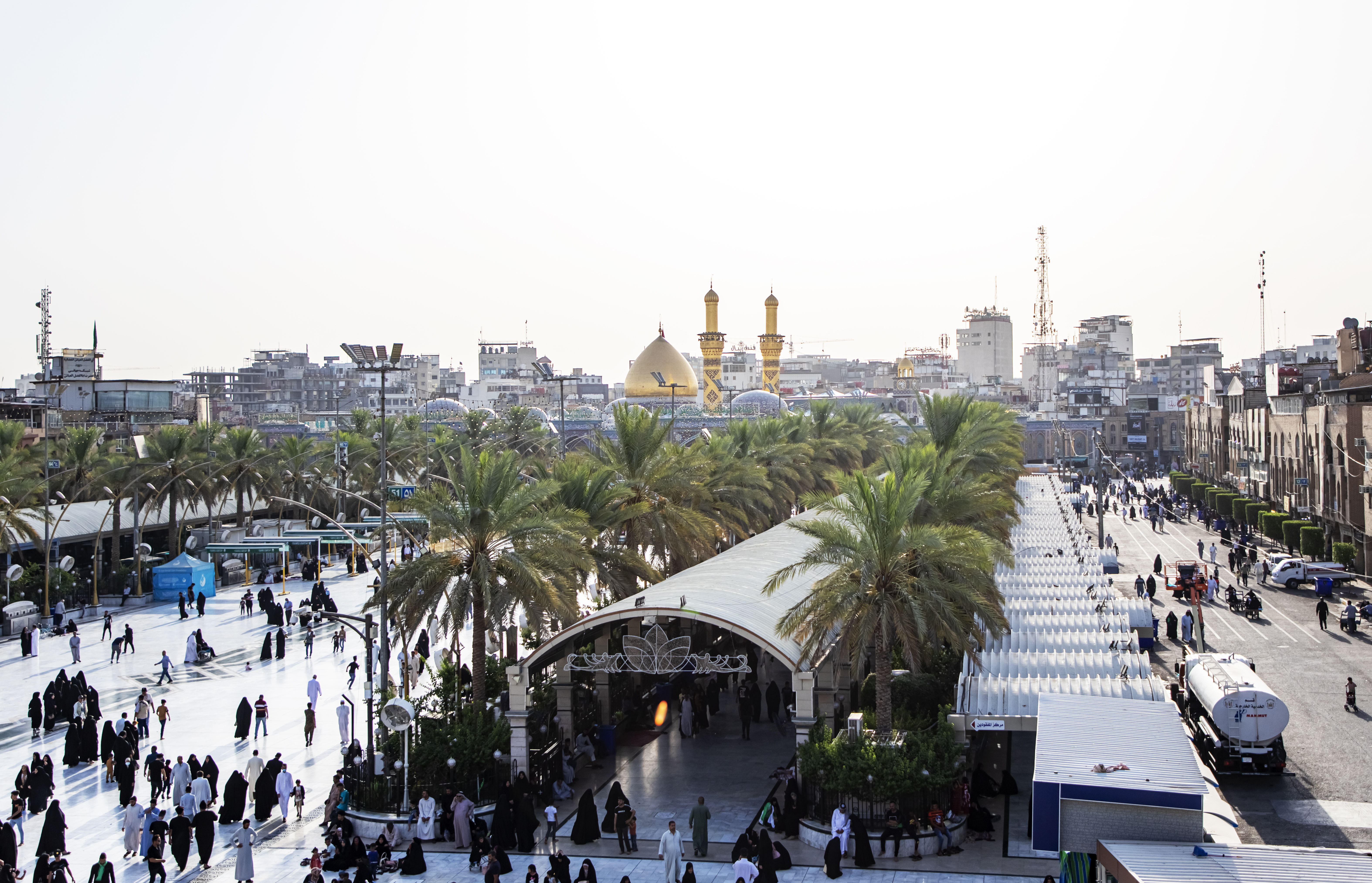 بين الحرمين الشريفين