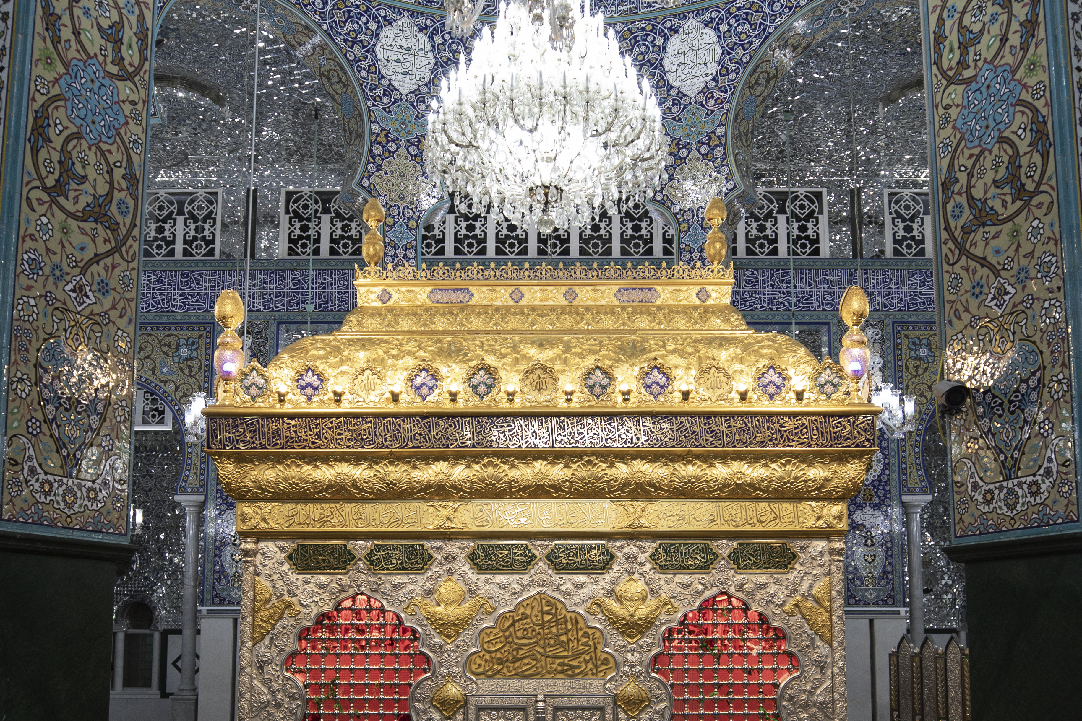 ذكرى وفاة السيدة زينب سلام الله عليها