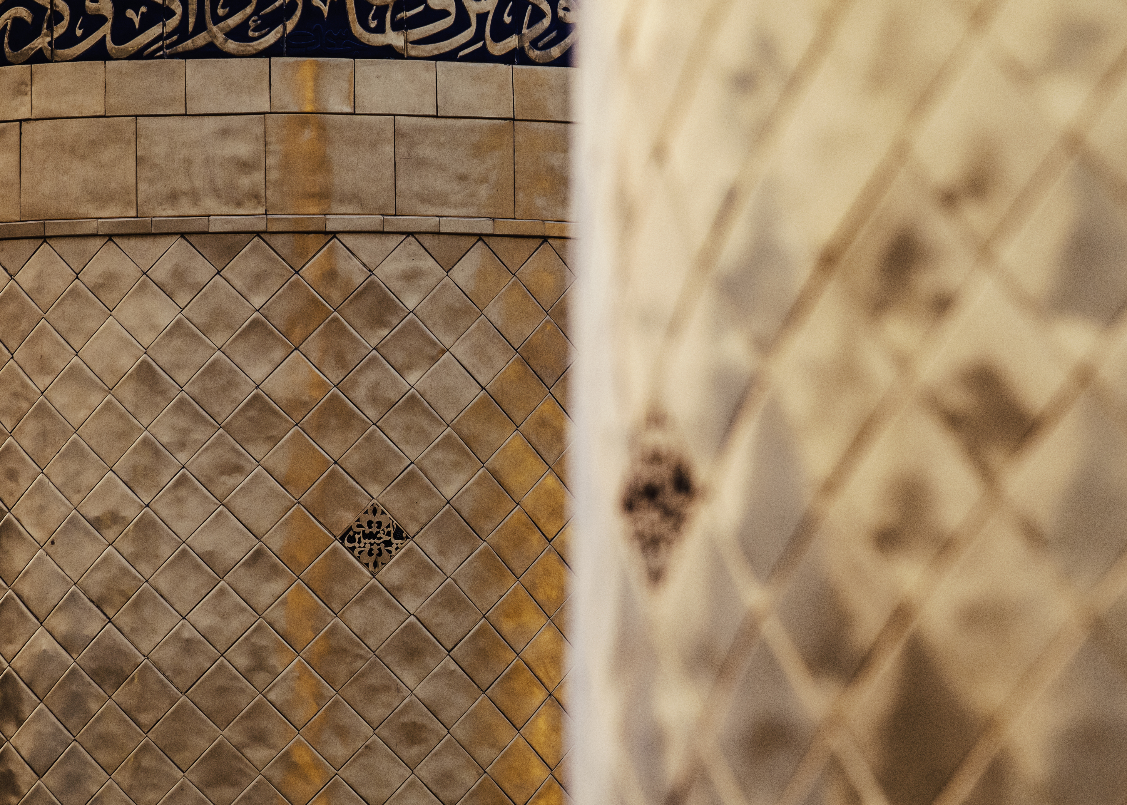 ميلاد الأقمار