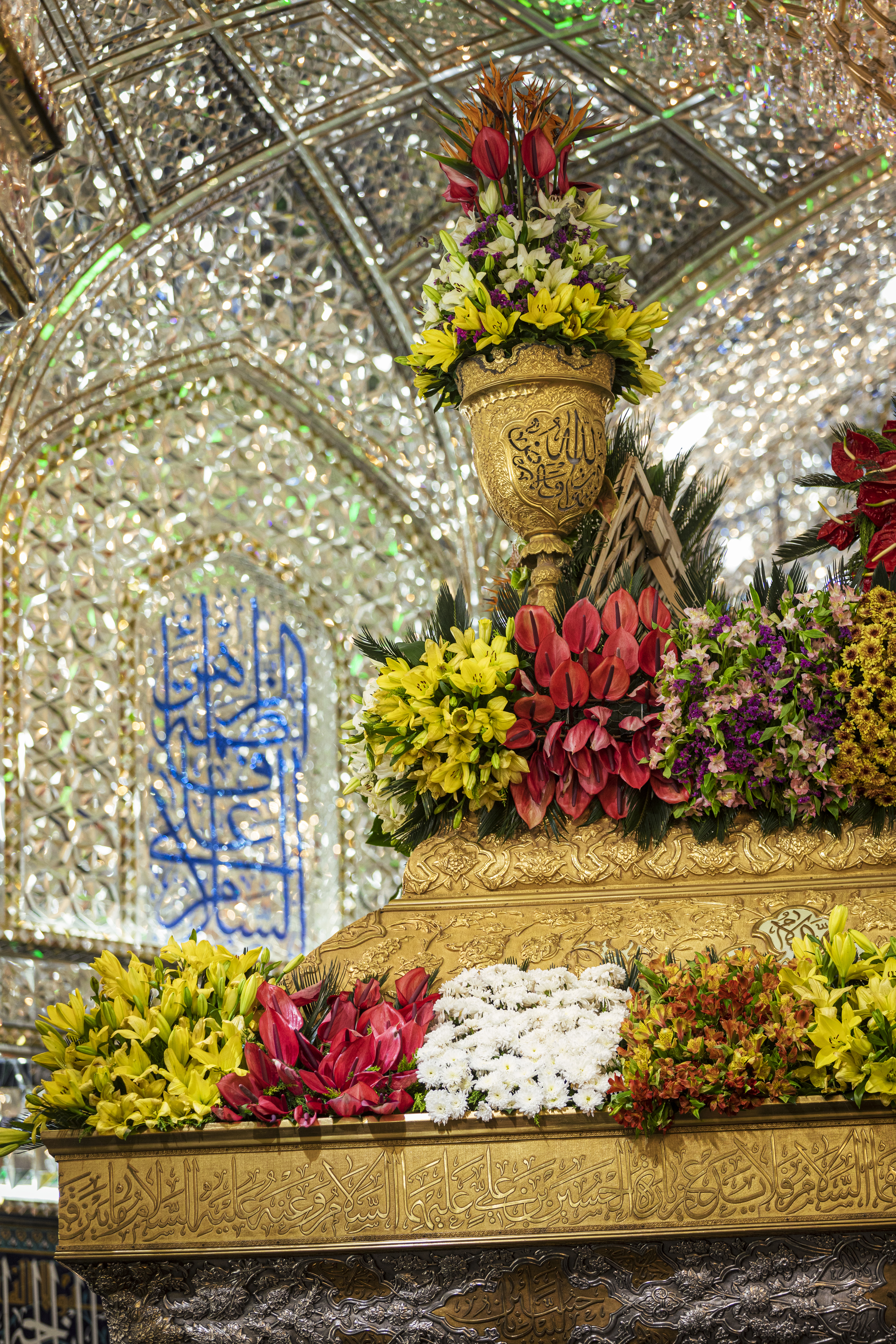 ميلاد الأقمار