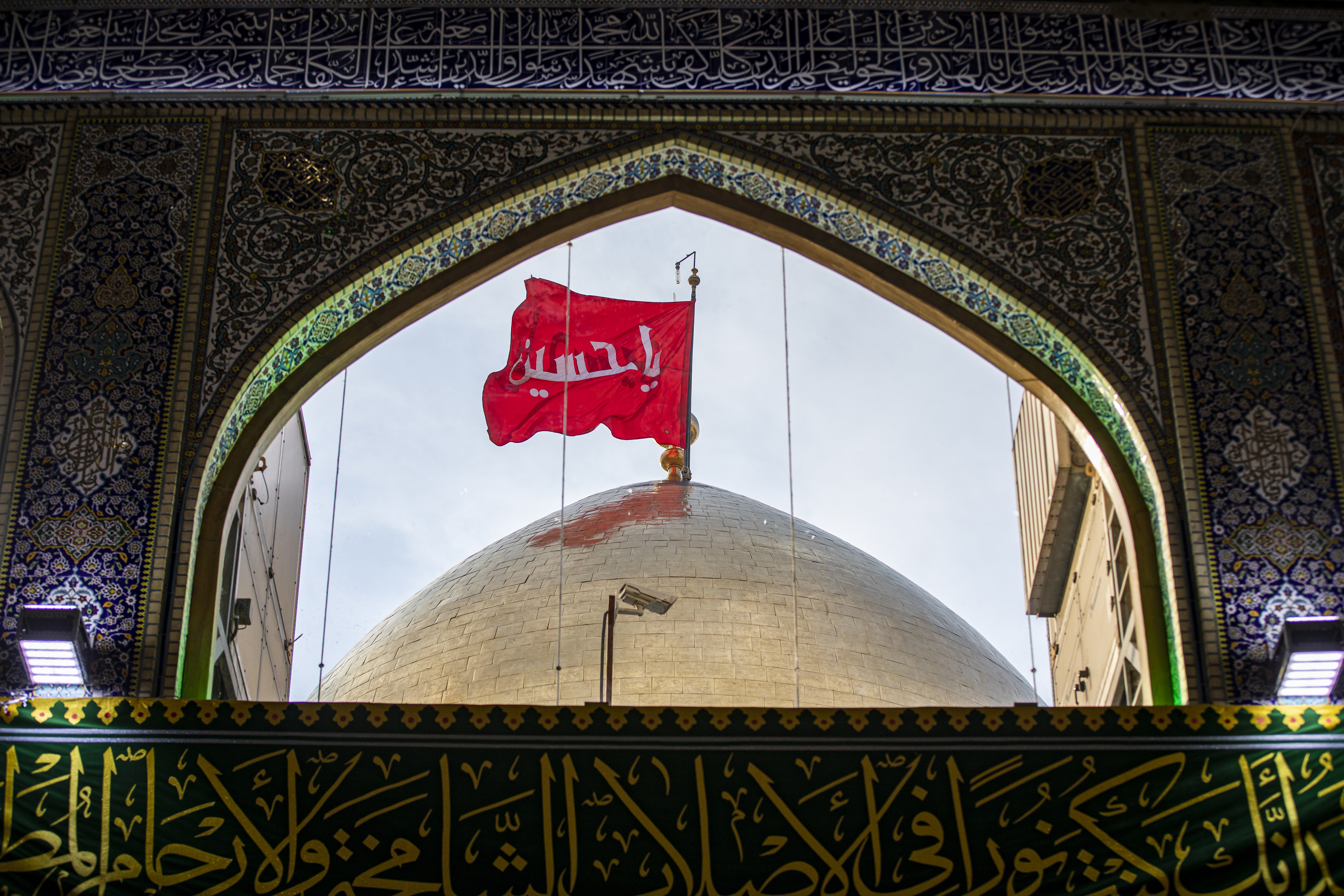 ميلاد الأقمار