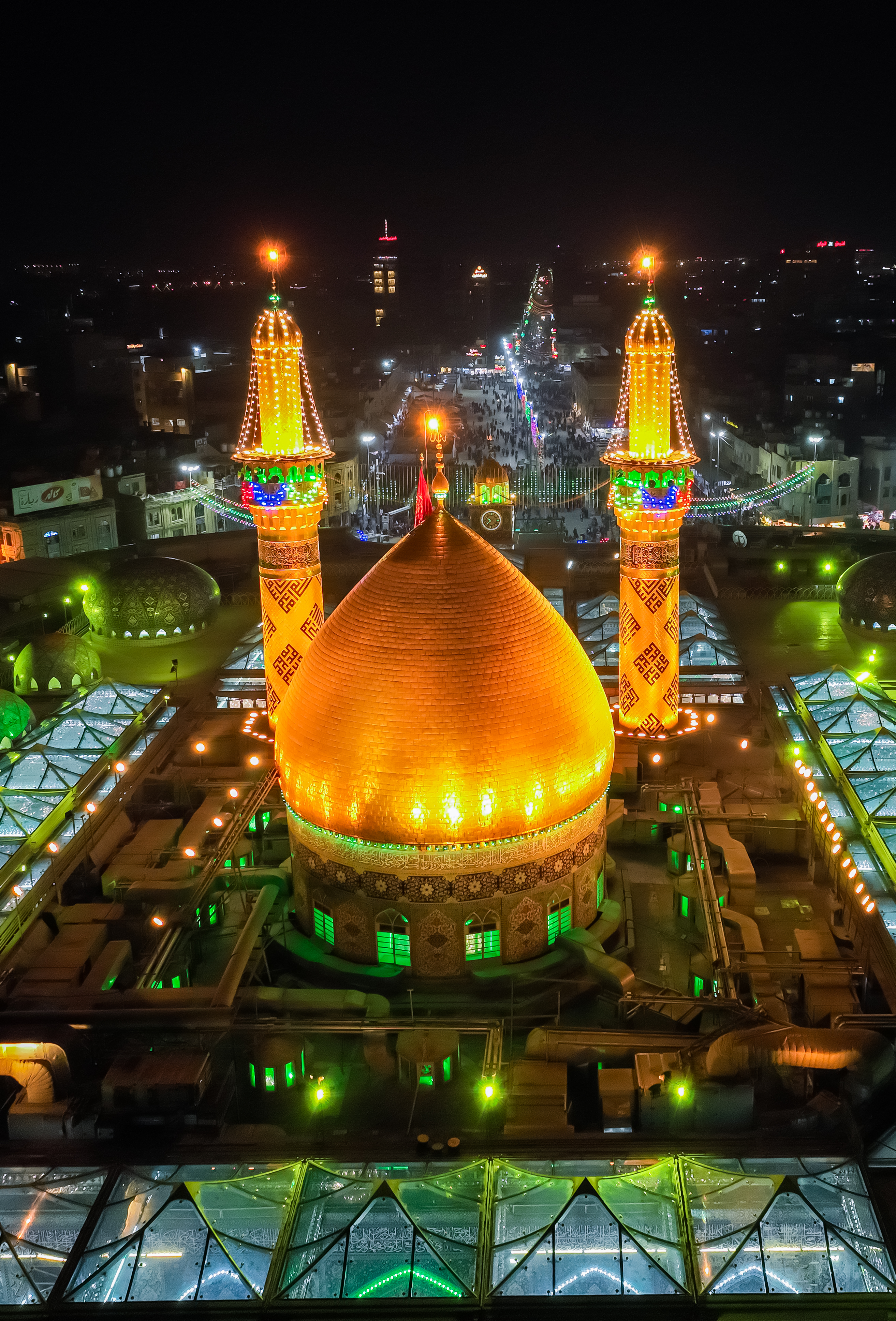ميلاد الأقمار