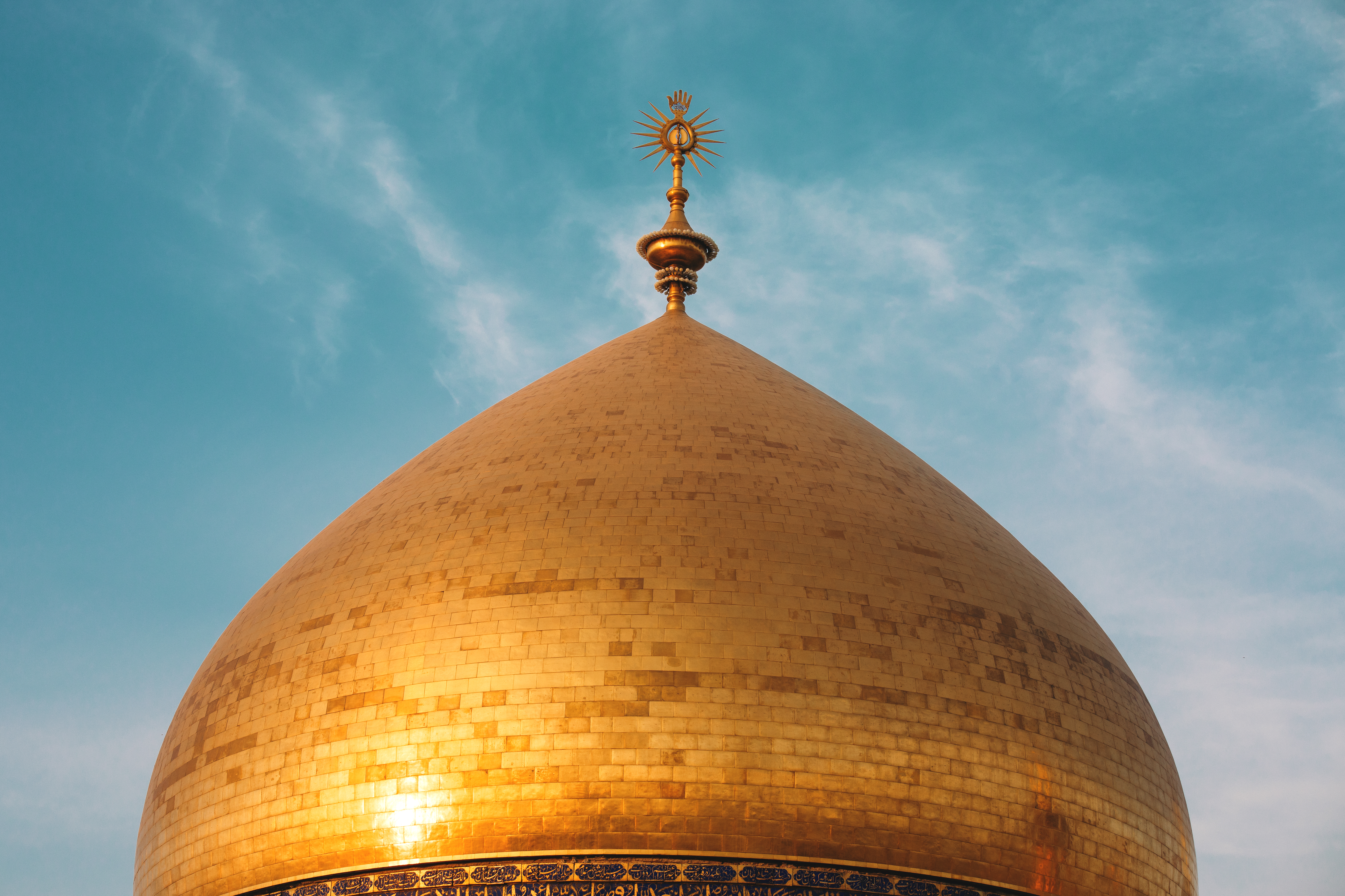 قبة حرم أمير المؤمنين