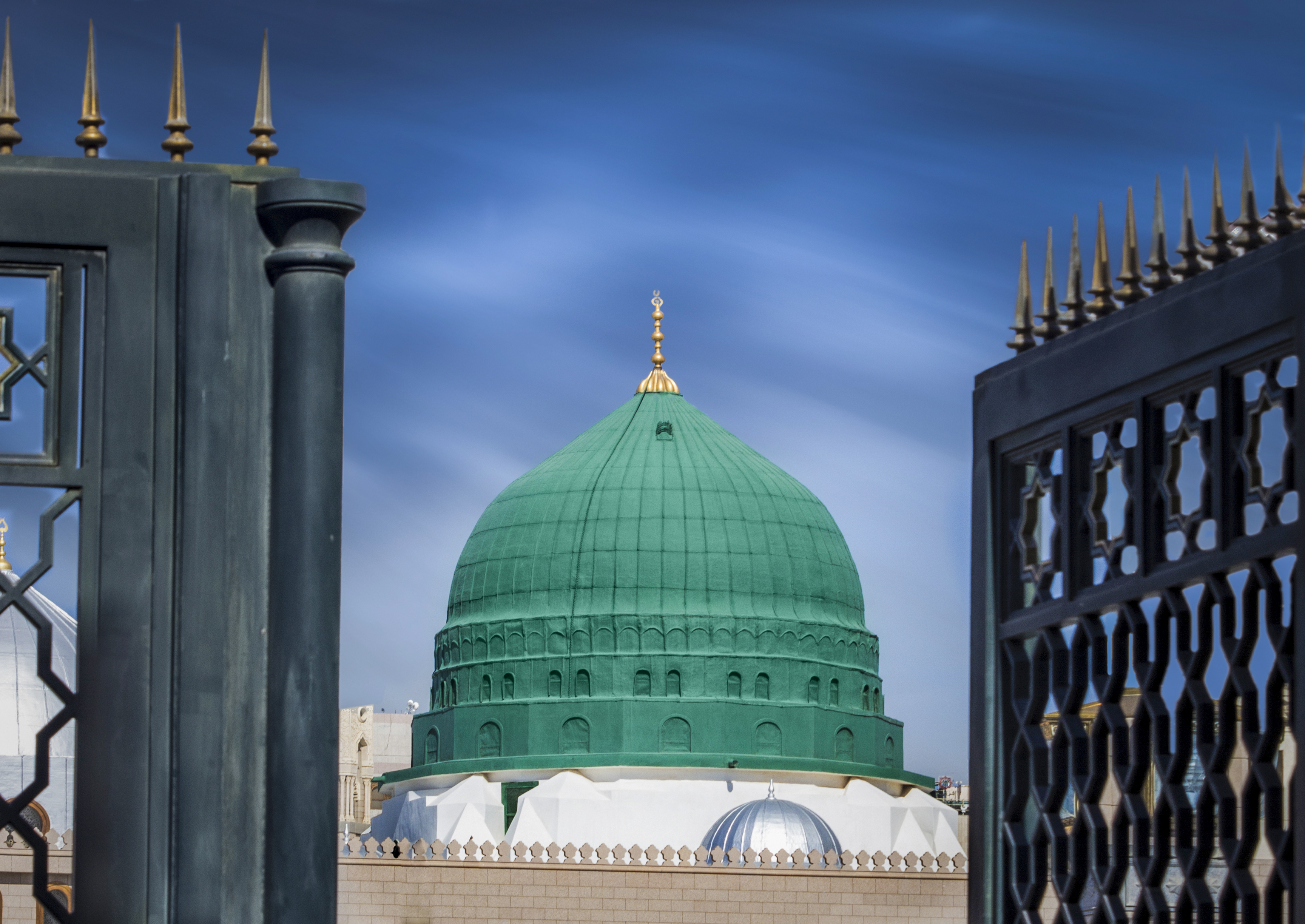 صلى الله عليك يا رسول الله