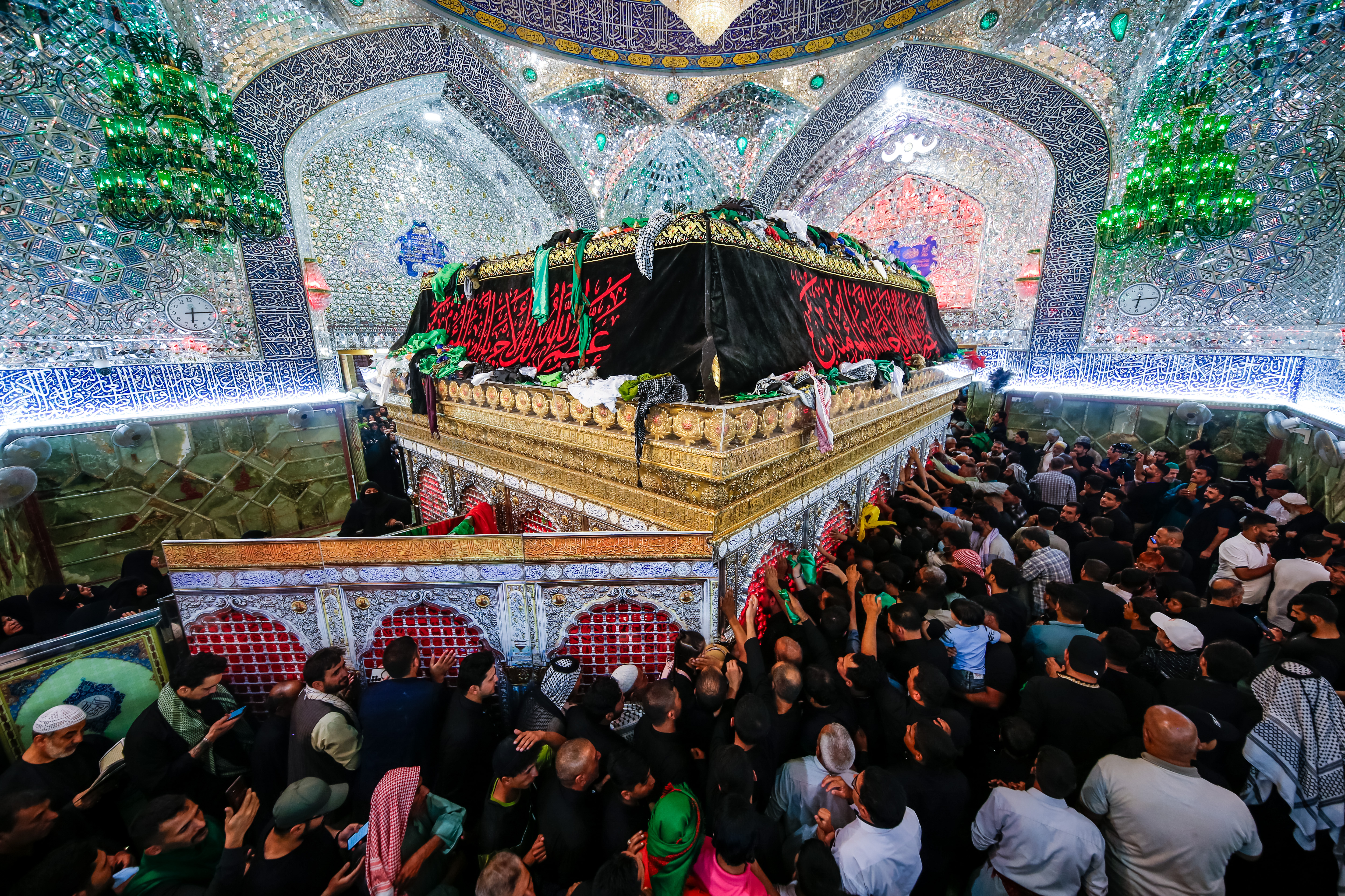 حرم أمير المؤمنين سلام الله عليه