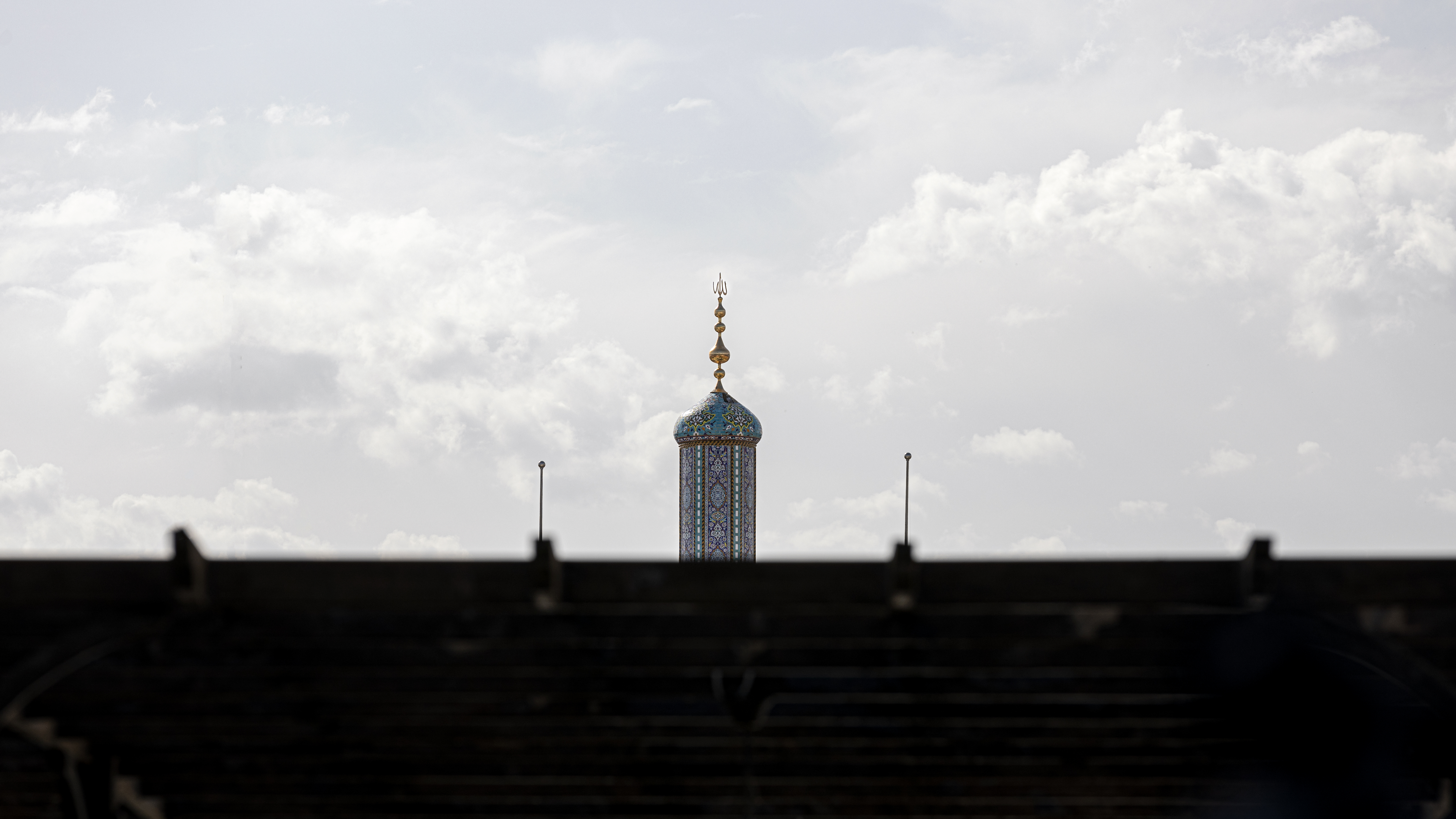 اللهم صل على محمد وآل محمد