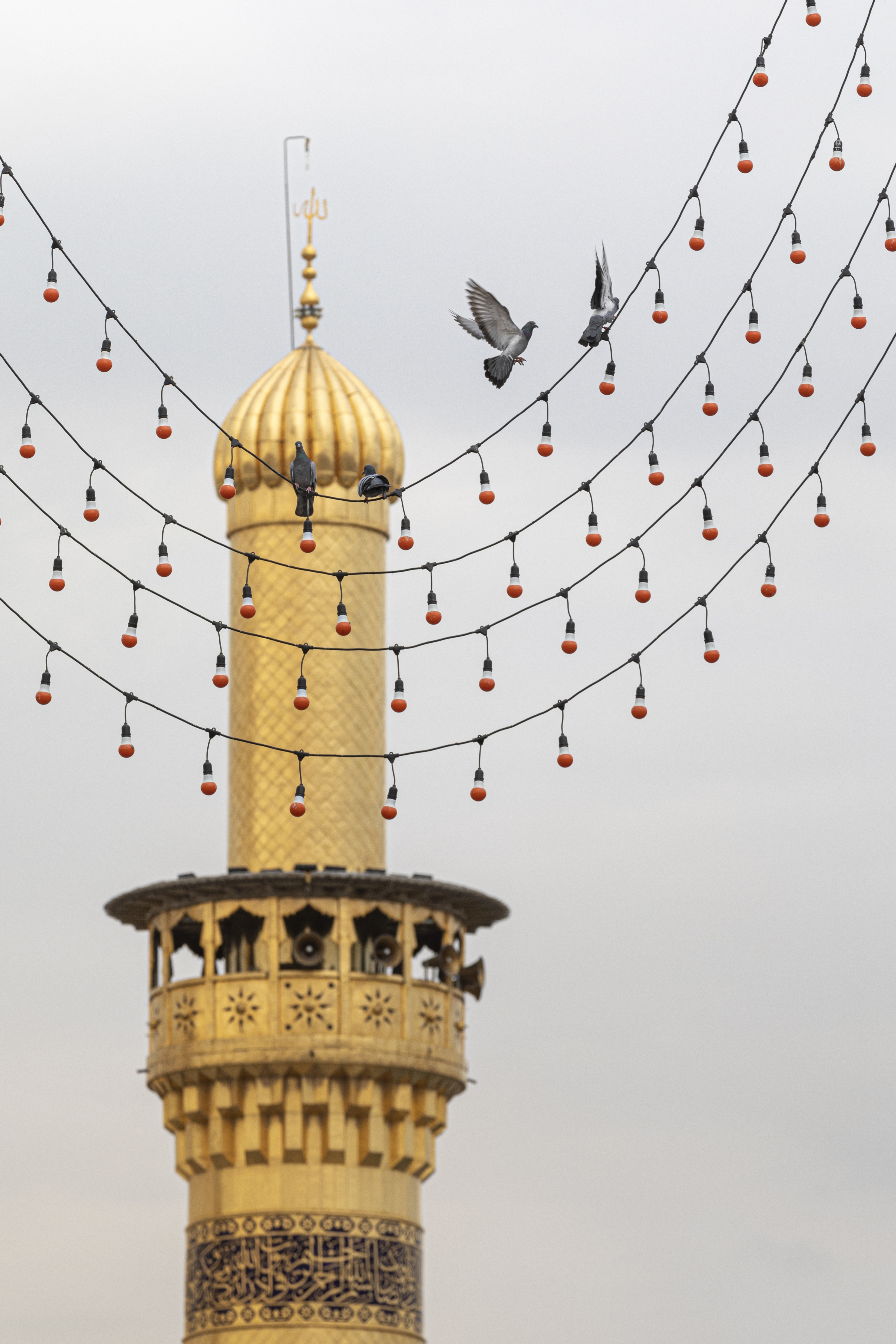 اللهم صل على محمد وآل محمد