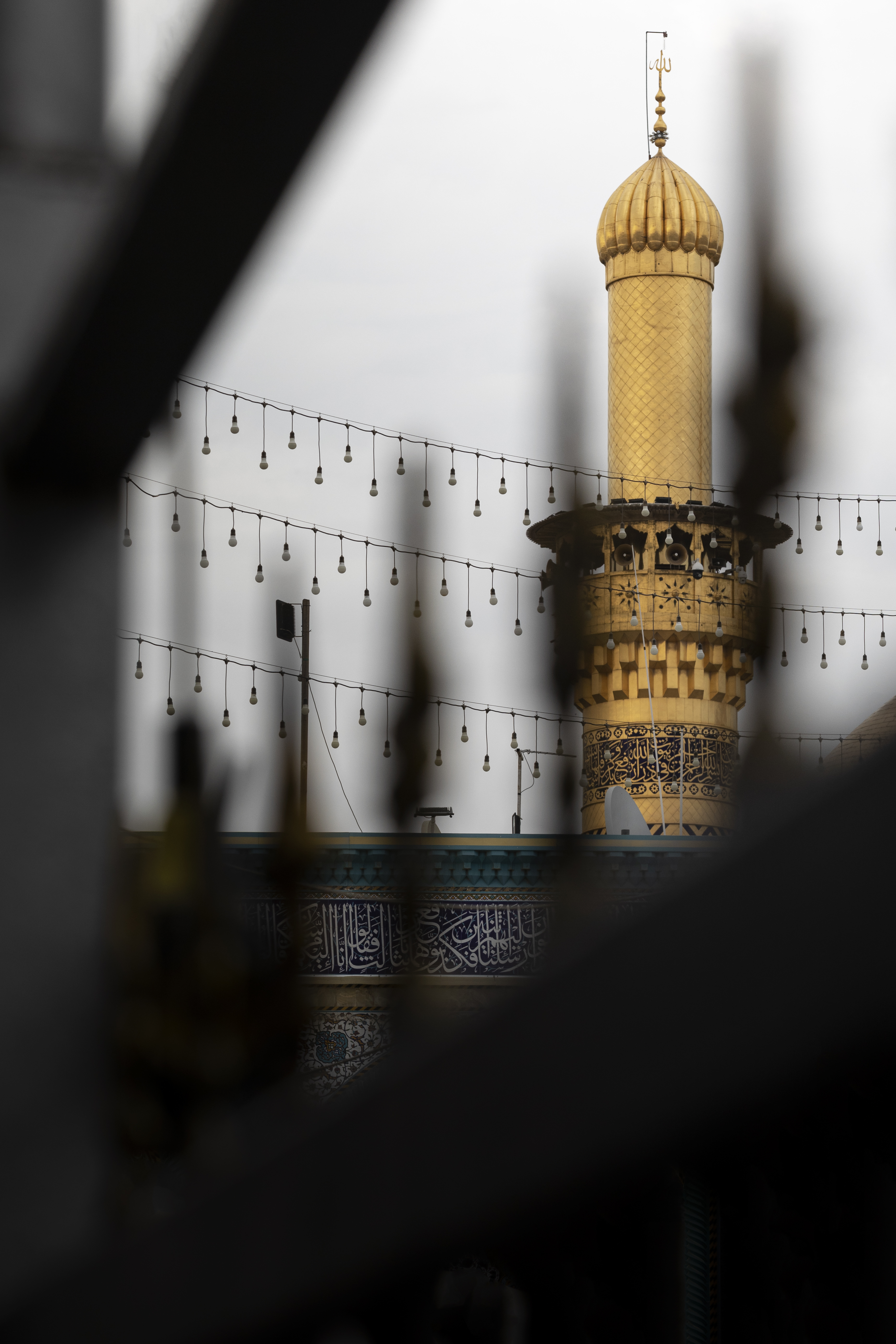 اللهم صل على محمد وآل محمد