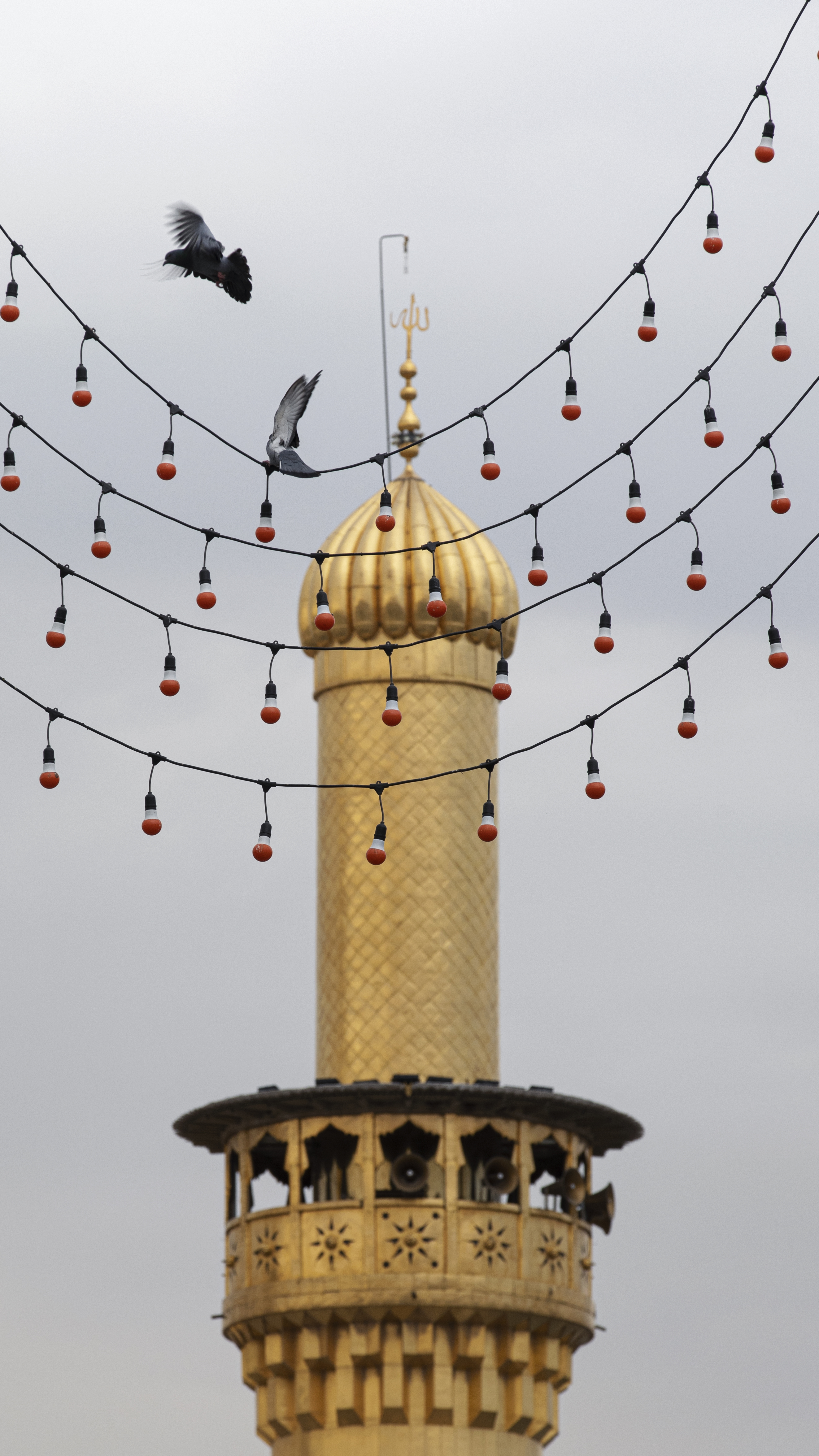 اللهم صل على محمد وآل محمد
