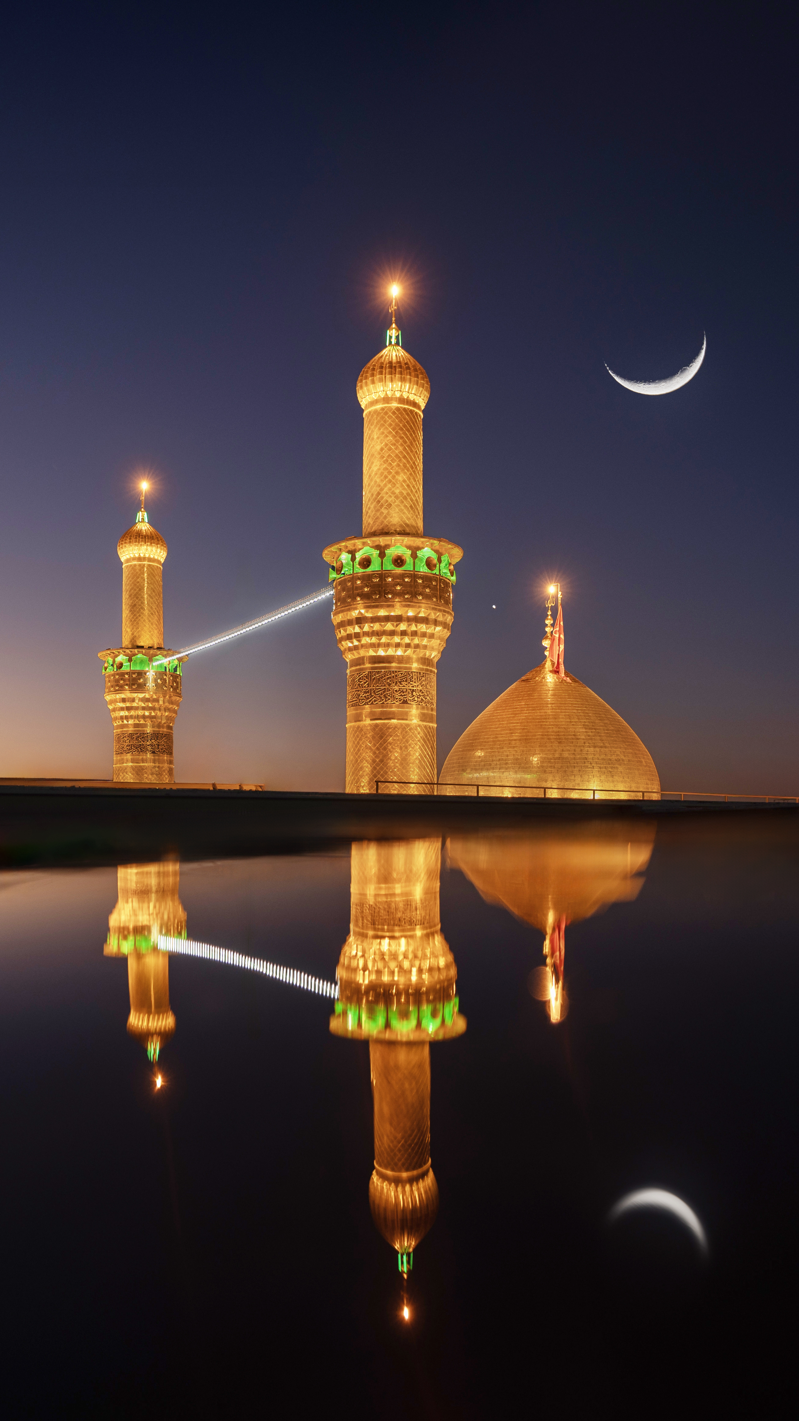 اللهم صل على محمد وآل محمد