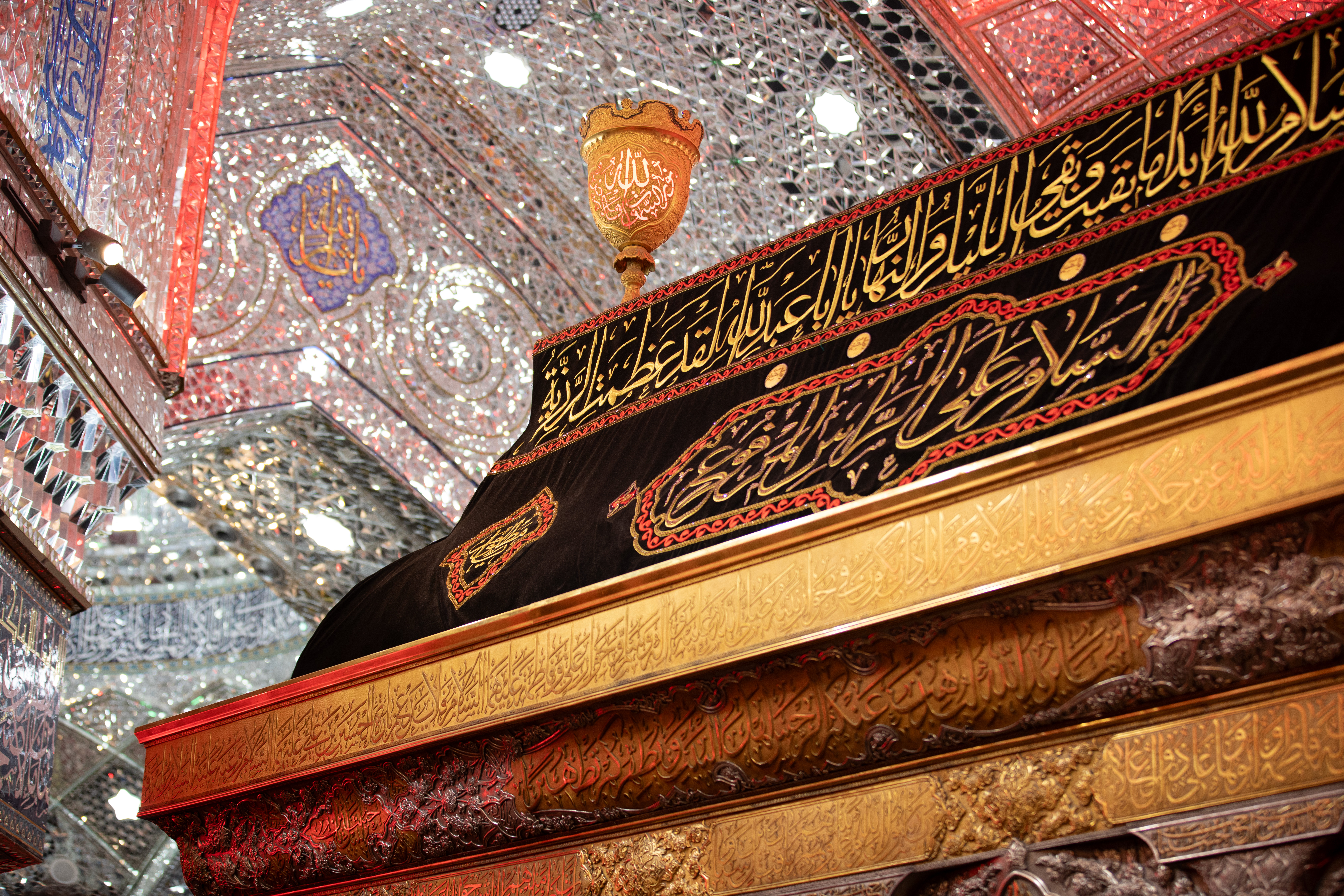 صلى الله عليك يا أبا عبدالله