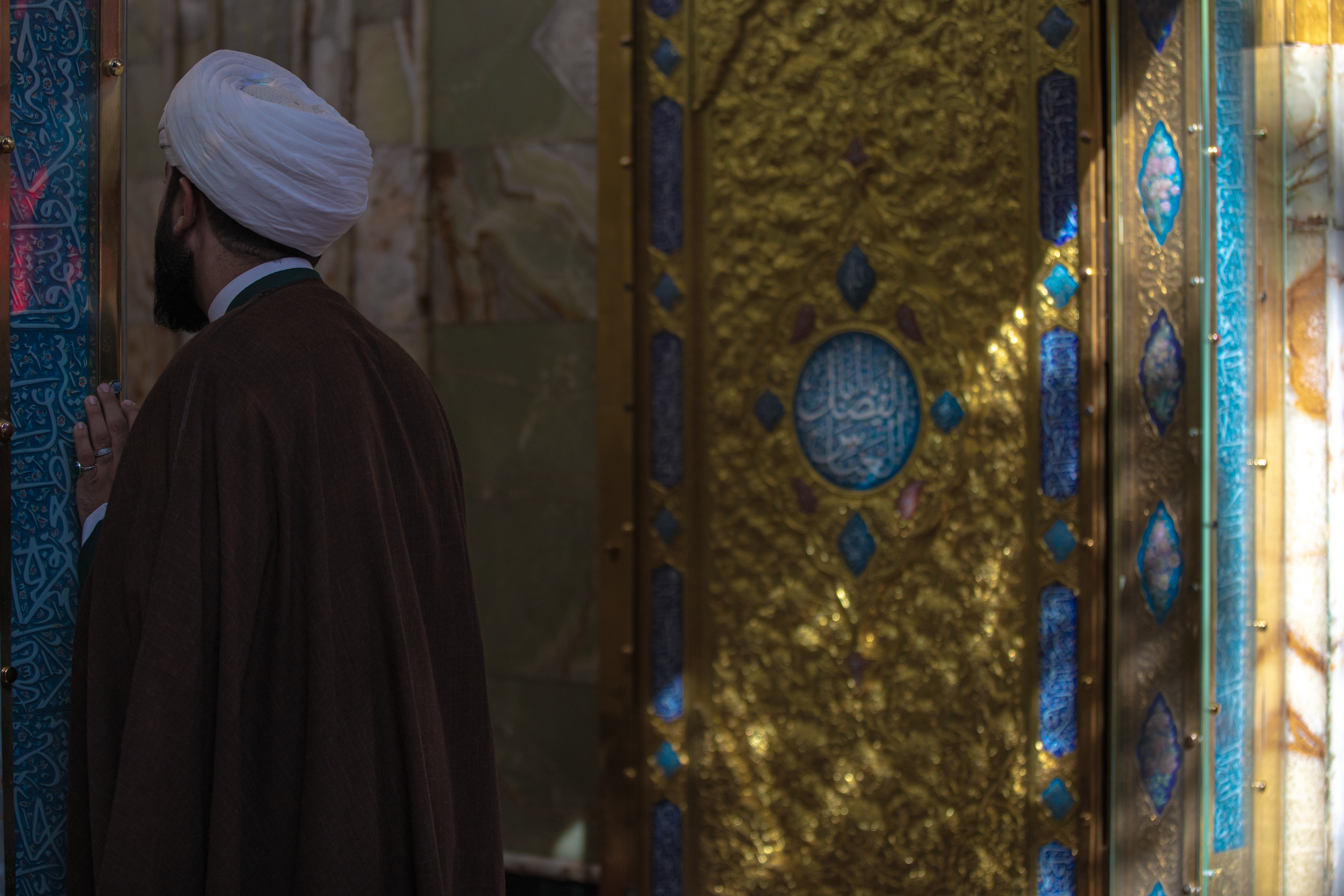 اللهم صل على محمد وآل محمد 