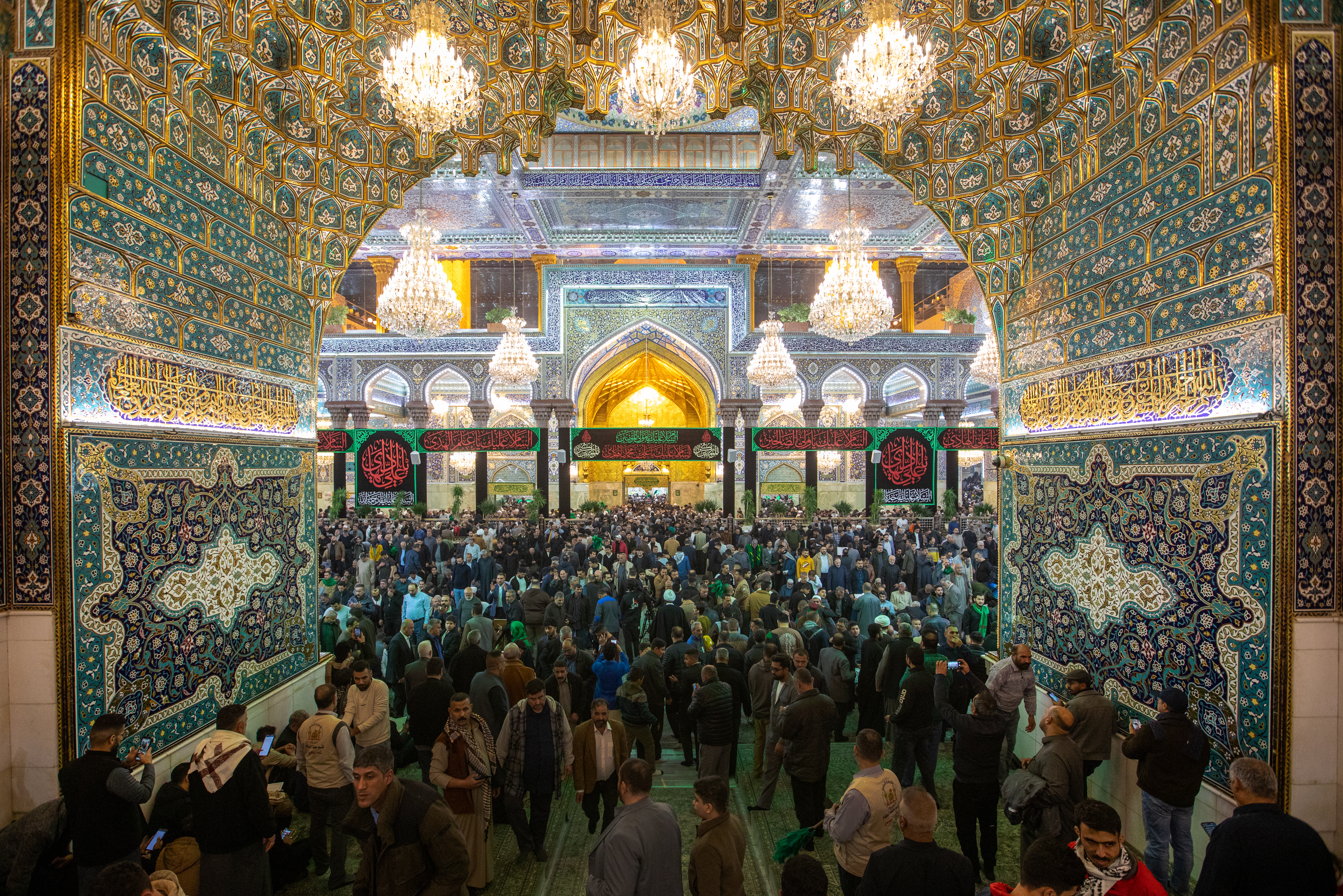 صحن الامام الحسين عليه السلام 