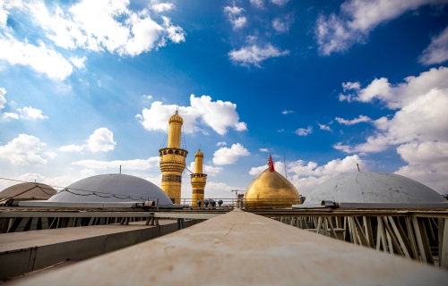 قبة ومنارة الامام الحسين (عليه السلام)